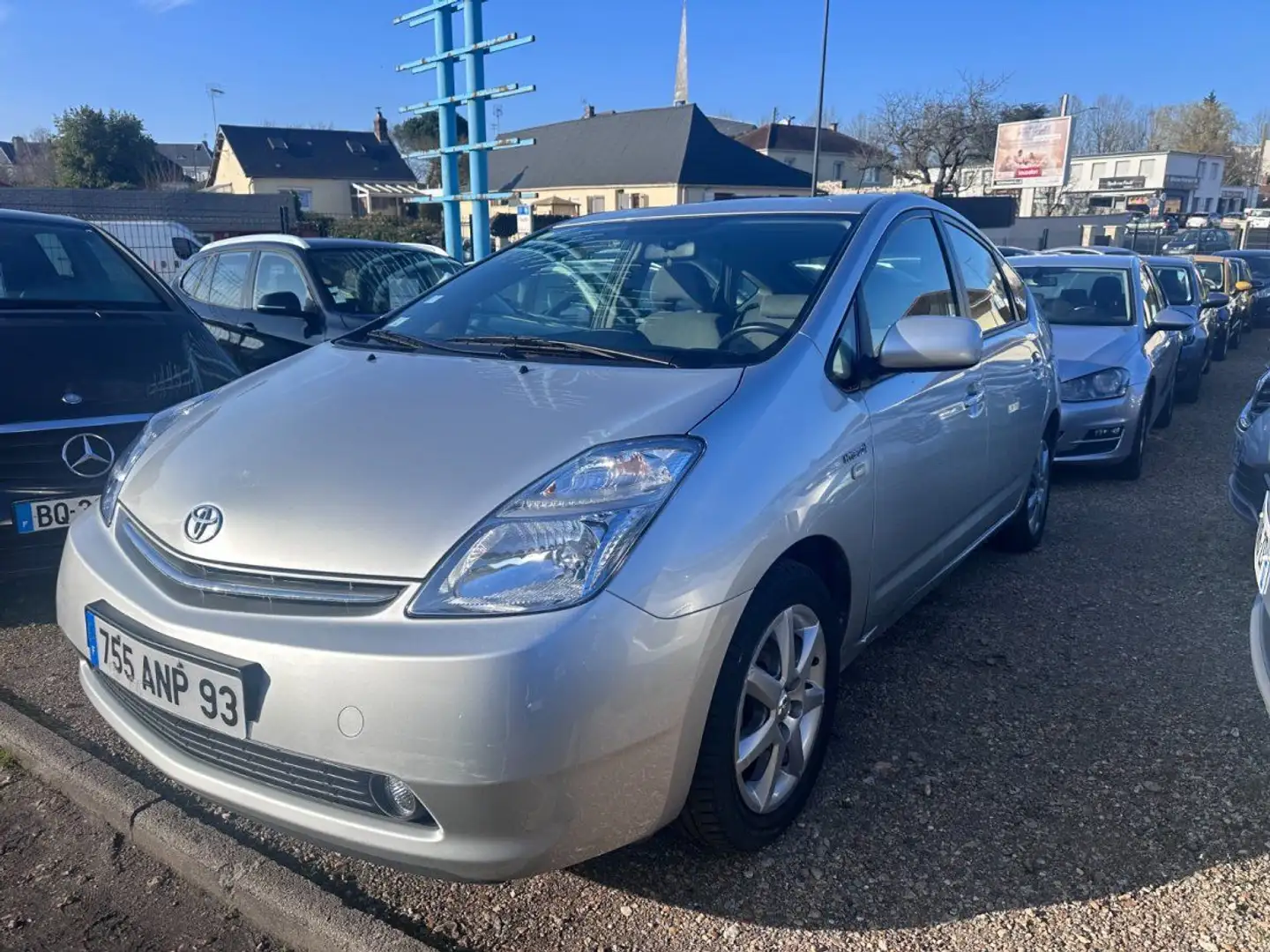 Toyota Prius 110h 10ème Anniversaire 50000 KM PREMIER MAIN Blanc - 1