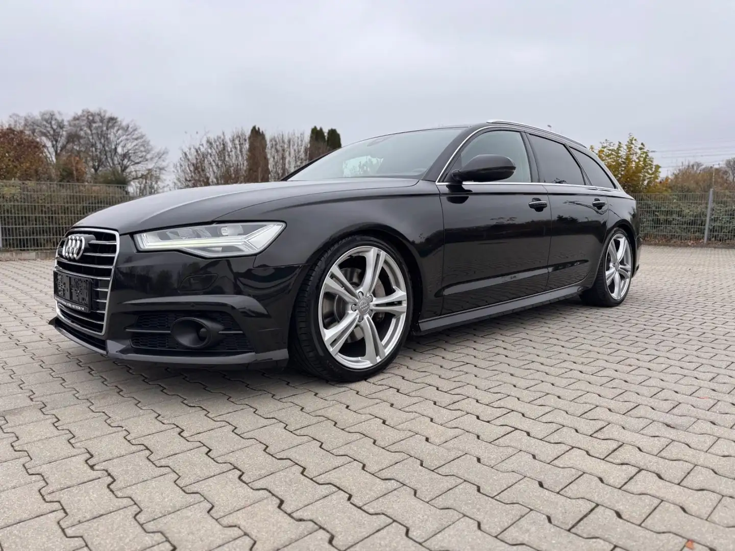 Audi A6 Av. 3.0 TDI quattro ACC Night Vision 20-ZOLL Schwarz - 1