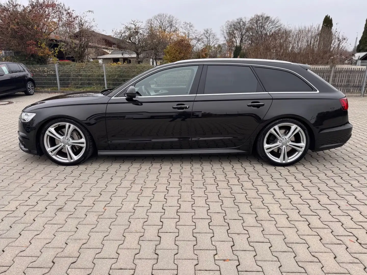 Audi A6 Av. 3.0 TDI quattro ACC Night Vision 20-ZOLL Schwarz - 2