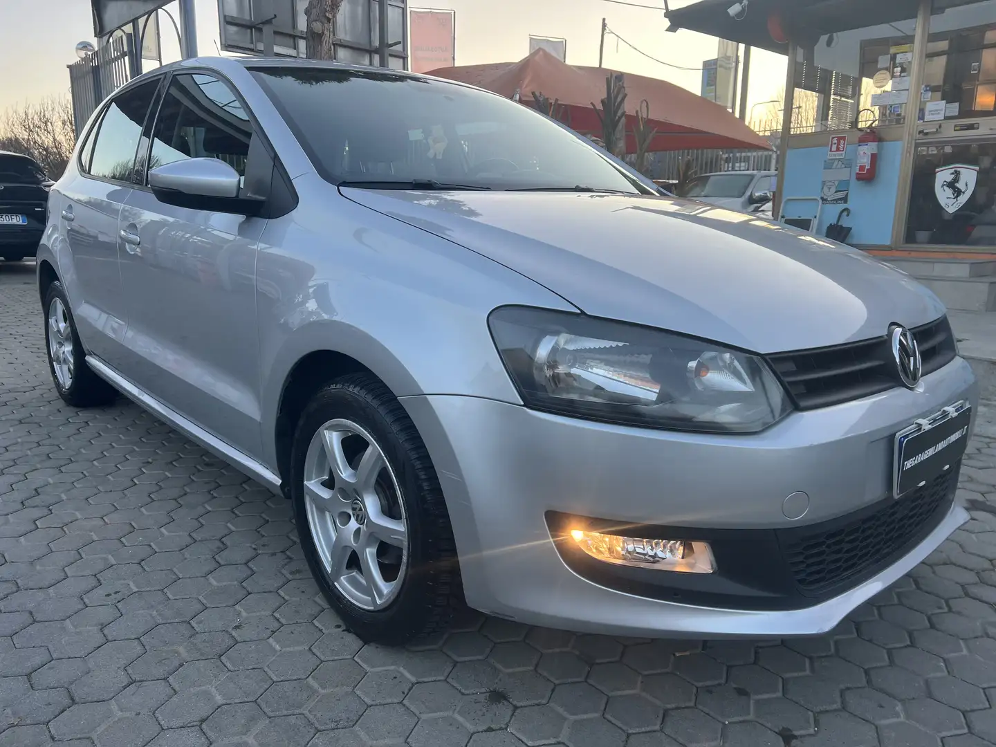 Volkswagen Polo 5p 1.2 Comfortline 70cv ok neopatentati Silber - 2