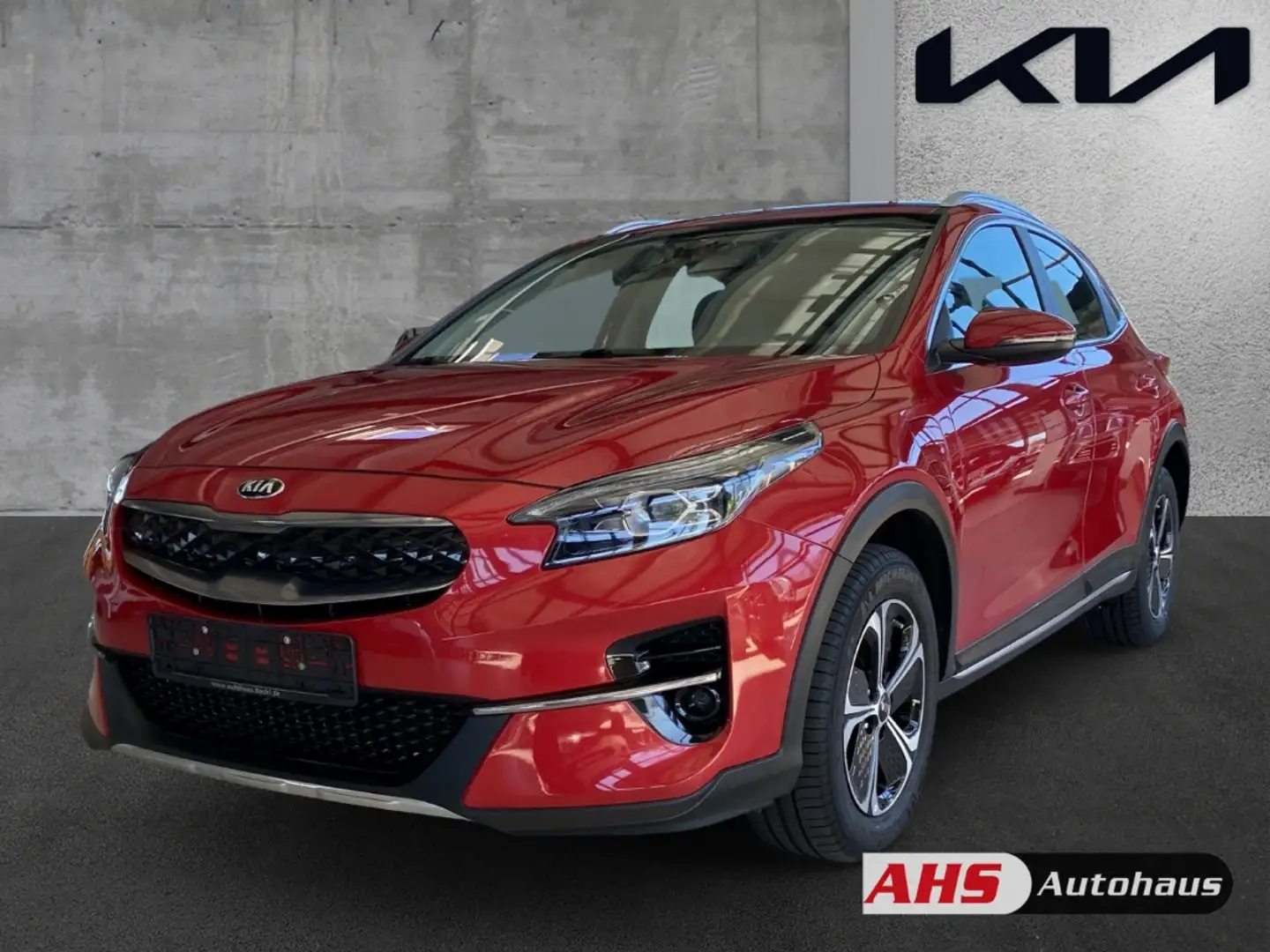 Kia XCeed Vision Plug-in Hybrid 1.6 DCT LED PDC Klima Navi Červená - 1