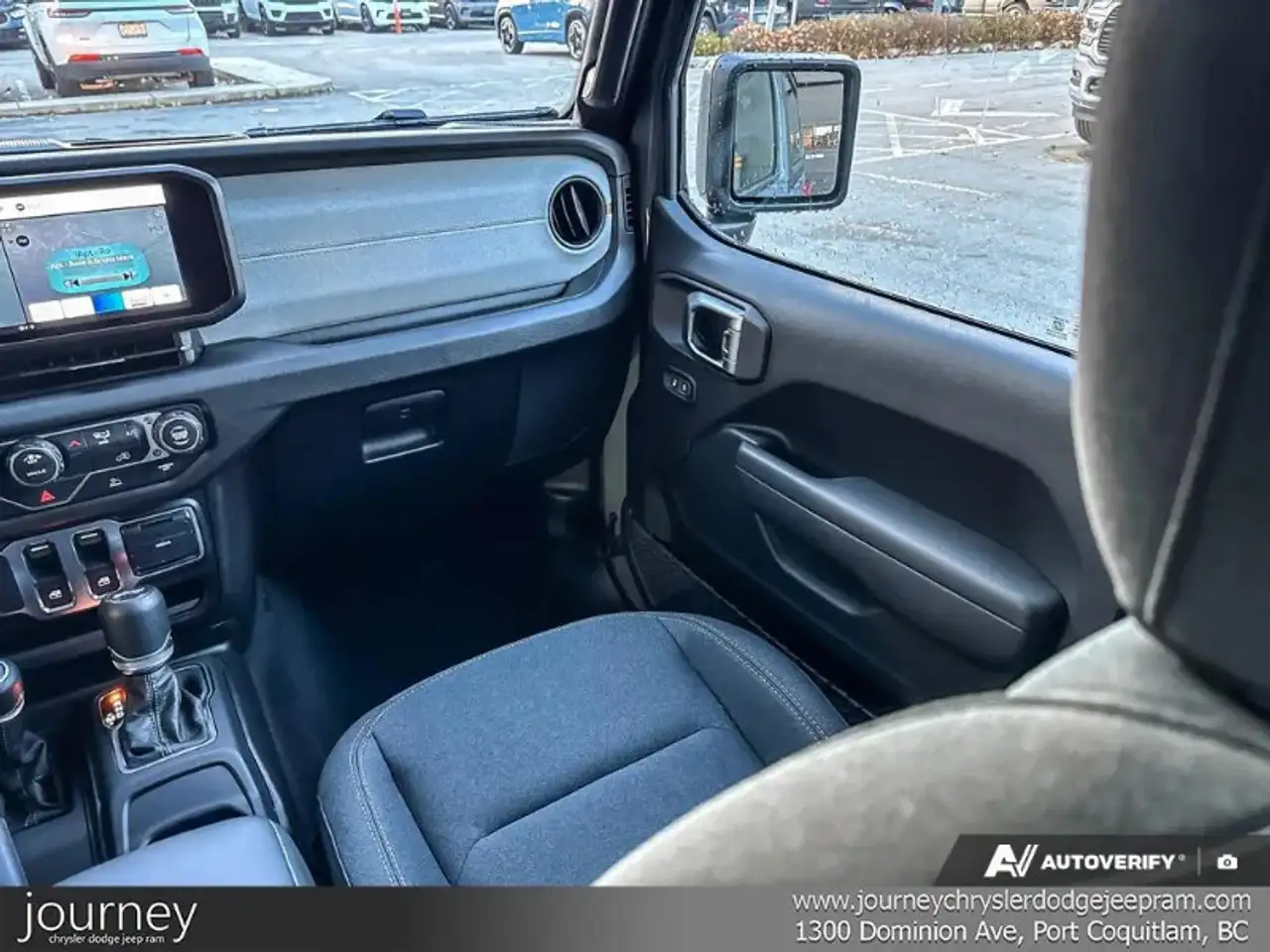 Jeep Wrangler снимка Jeep Wrangler