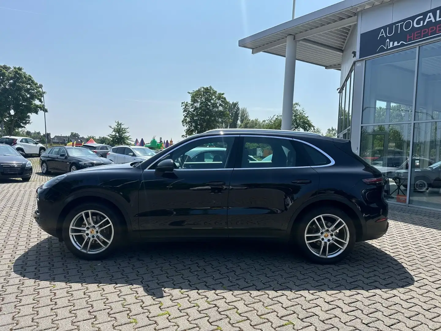 Porsche Cayenne /AUT/NAV/MATRIX-LED/SPORT CHRONO/R-KAM Schwarz - 2