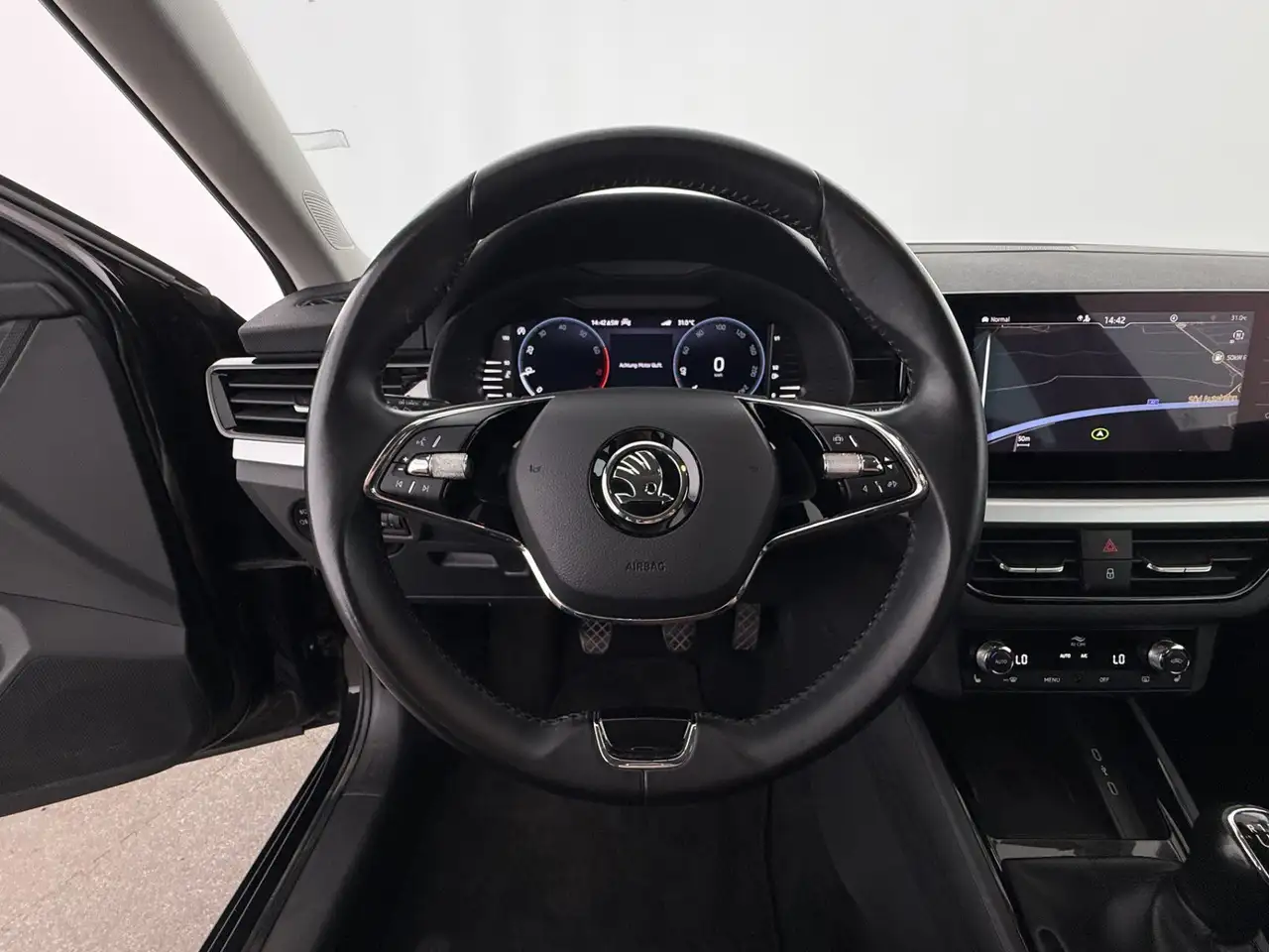 Skoda Scala 1.0 TSI Ambition LED NAVI SITZHZG R-CAM PDC, миниатюра 21