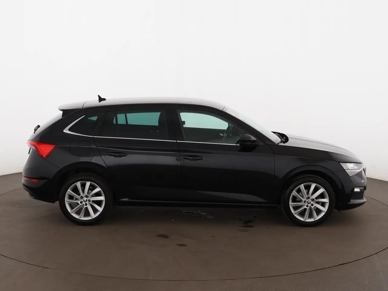 Skoda Scala 1.0 TSI Ambition LED NAVI SITZHZG R-CAM PDC, миниатюра 9