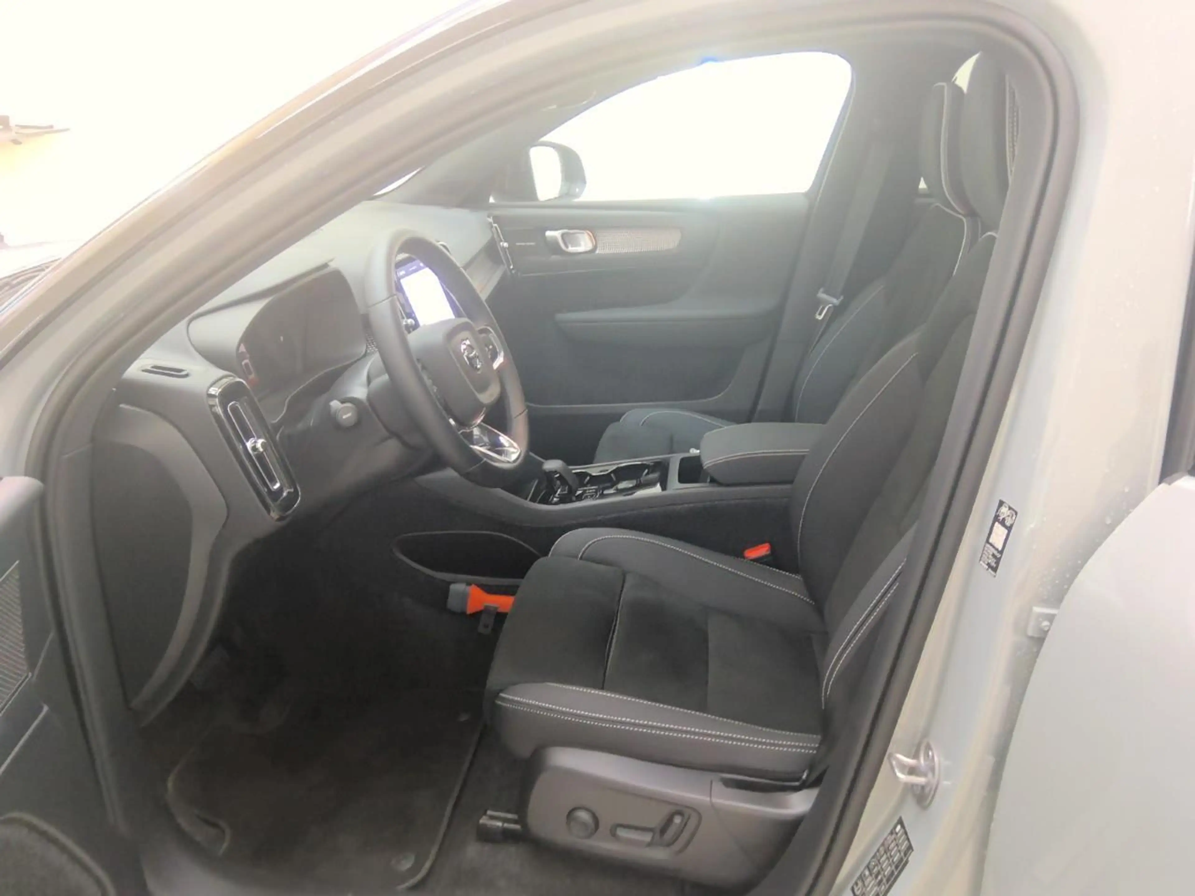 Volvo EX40 Single Motor Extended Range Ultra 82 kWh | SOH:100 — photo 5