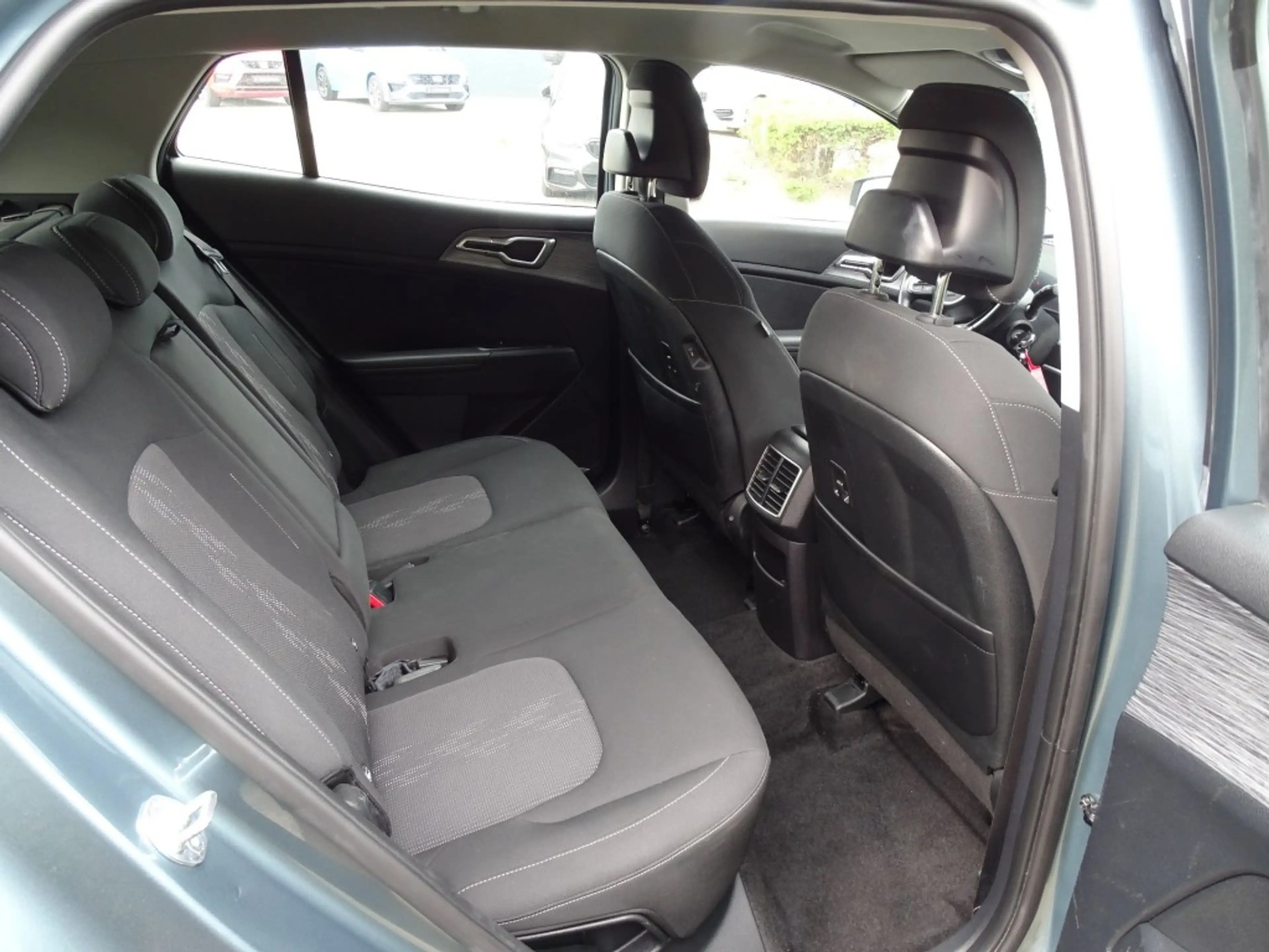 Kia Sportage 1.6 CRDI MHEV GT-L-Navi-MultiMedia-Cruise-Usb — photo 9