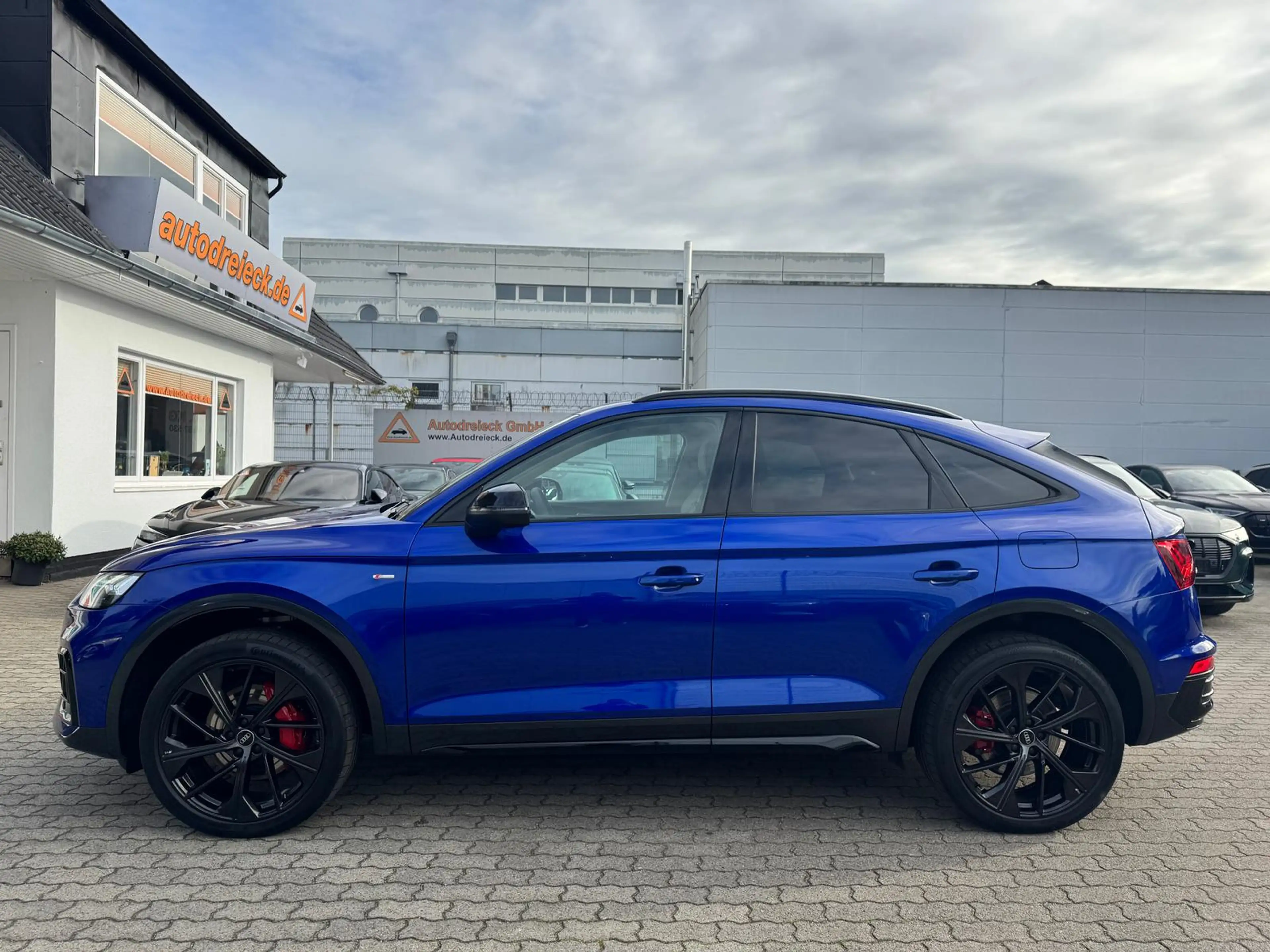 Audi Q5 55 TFSIe 2x S line ACC AHK HuD PANO 360° B&O — photo 12