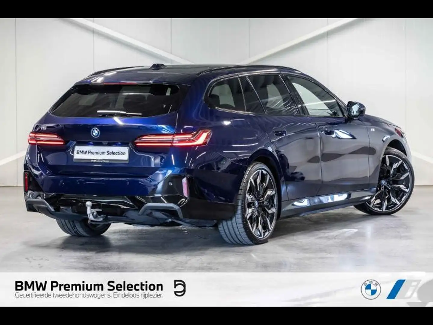 BMW i5 eDrive40 M Sport Pro | TOWB | Blauw - 2