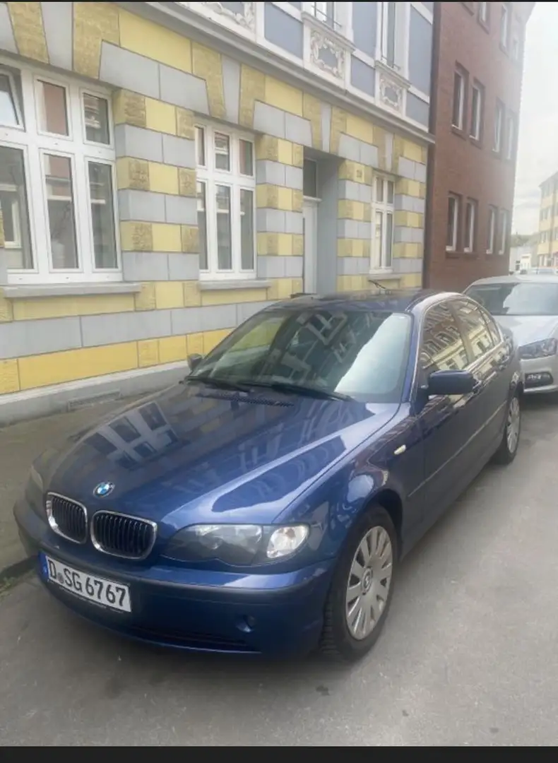 BMW 320 320i - 1