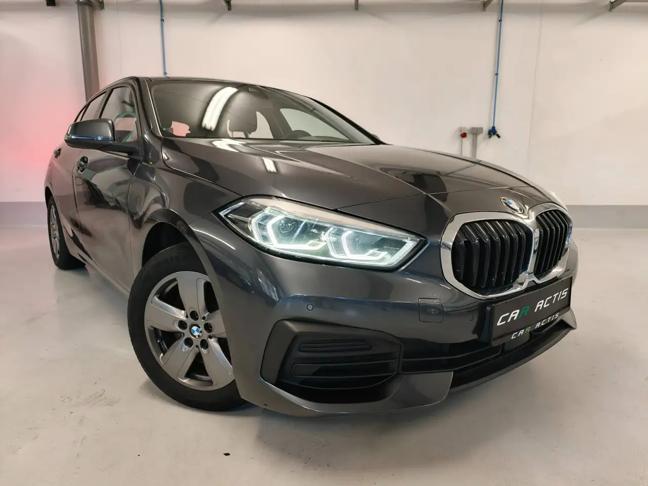 BMW 118