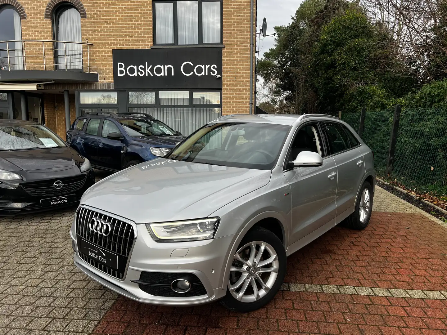 Audi Q3 Q3 1.4 TFSI/S LINE/M2014/91000KM/NAVI/12M GARANTIE Noir - 1