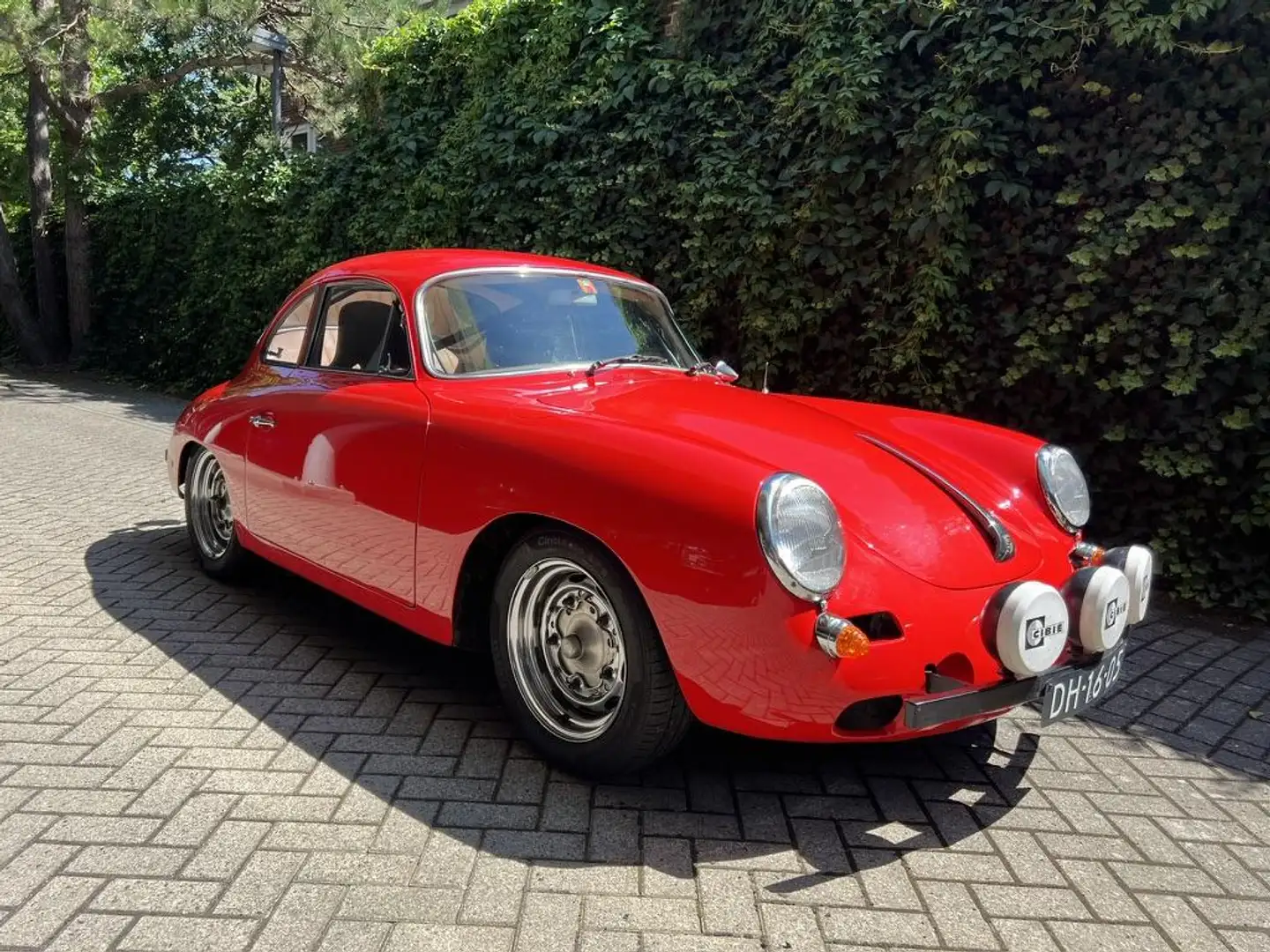 Porsche 356 B Coupe T6 FIA - Rally - 912 Engine Rood - 1