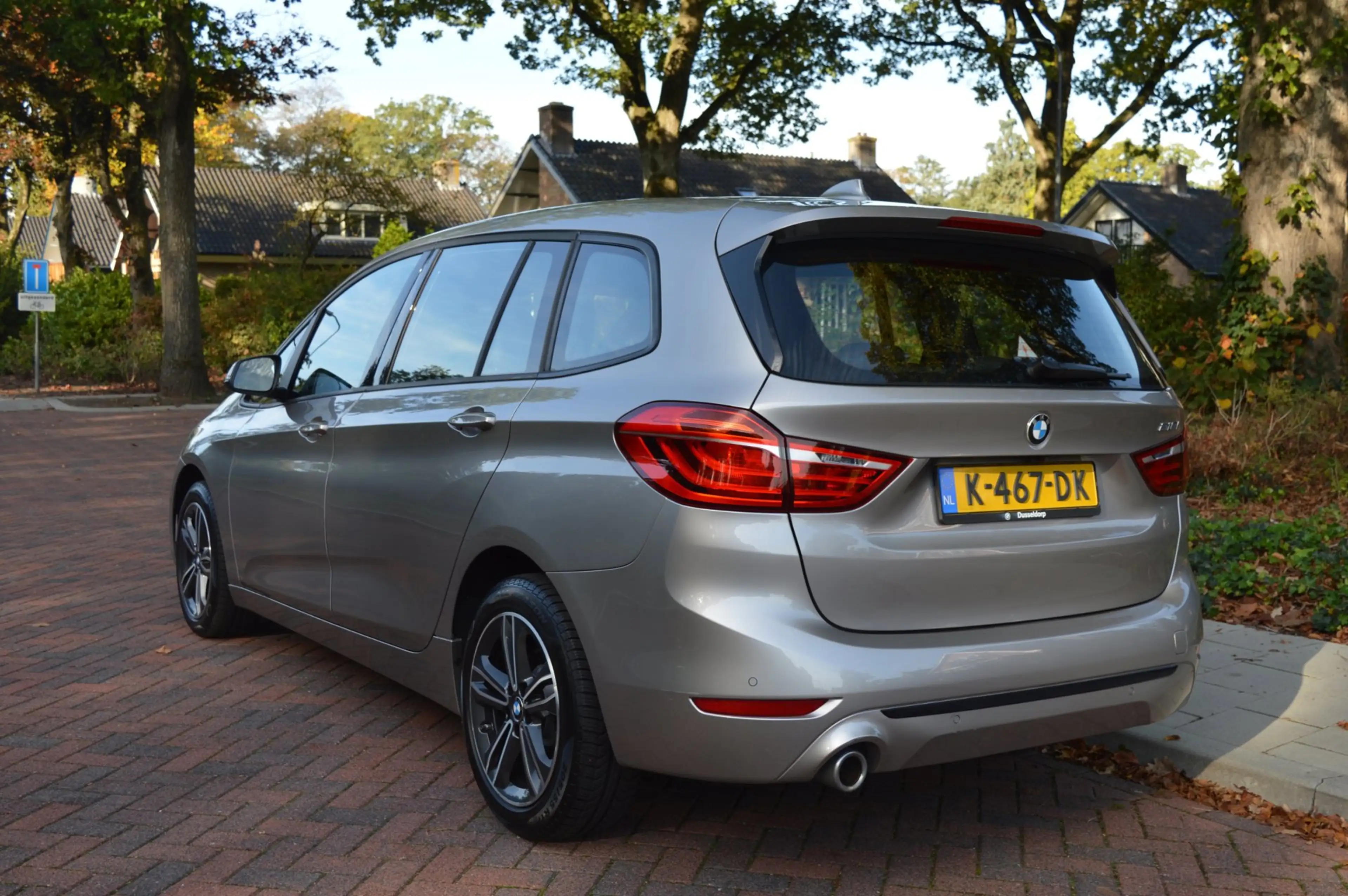 BMW 218 2-serie Gran Tourer 218i 7p. Exe Edition head-upca — photo 6