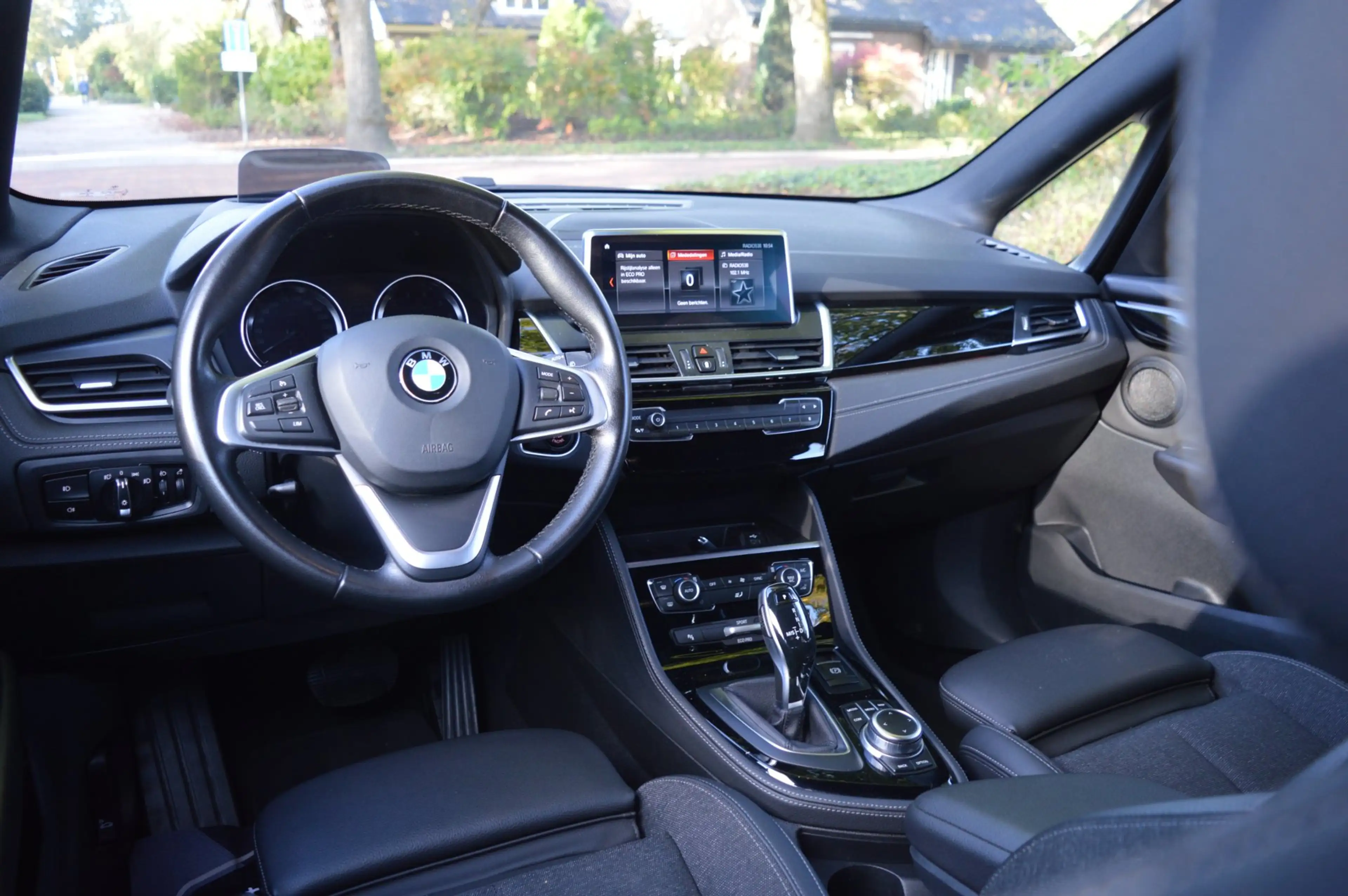 BMW 218 2-serie Gran Tourer 218i 7p. Exe Edition head-upca — photo 12