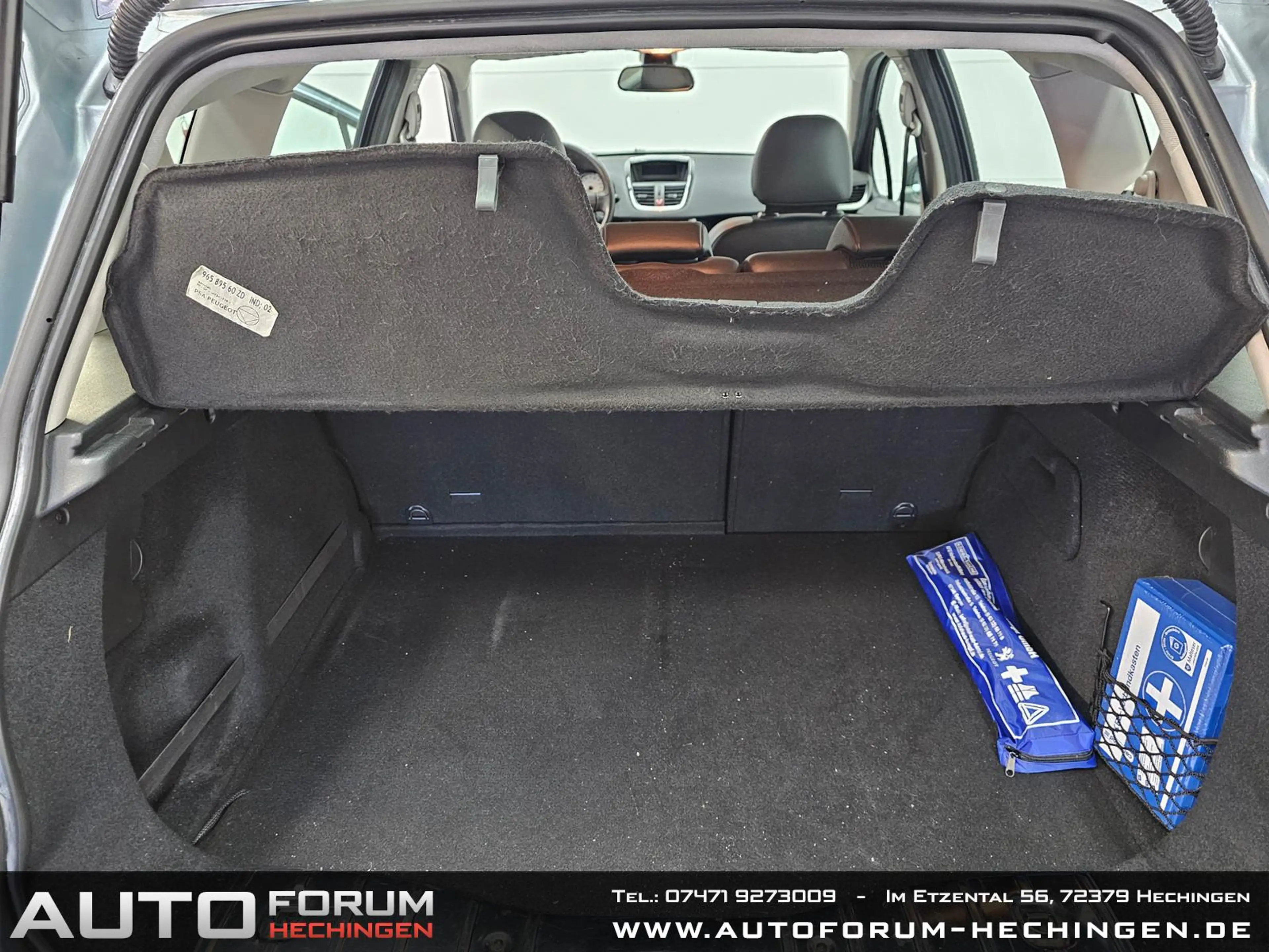 Peugeot 207 1.4 VTi Forever 1.Hand Pano Teilleder PDC — photo 7