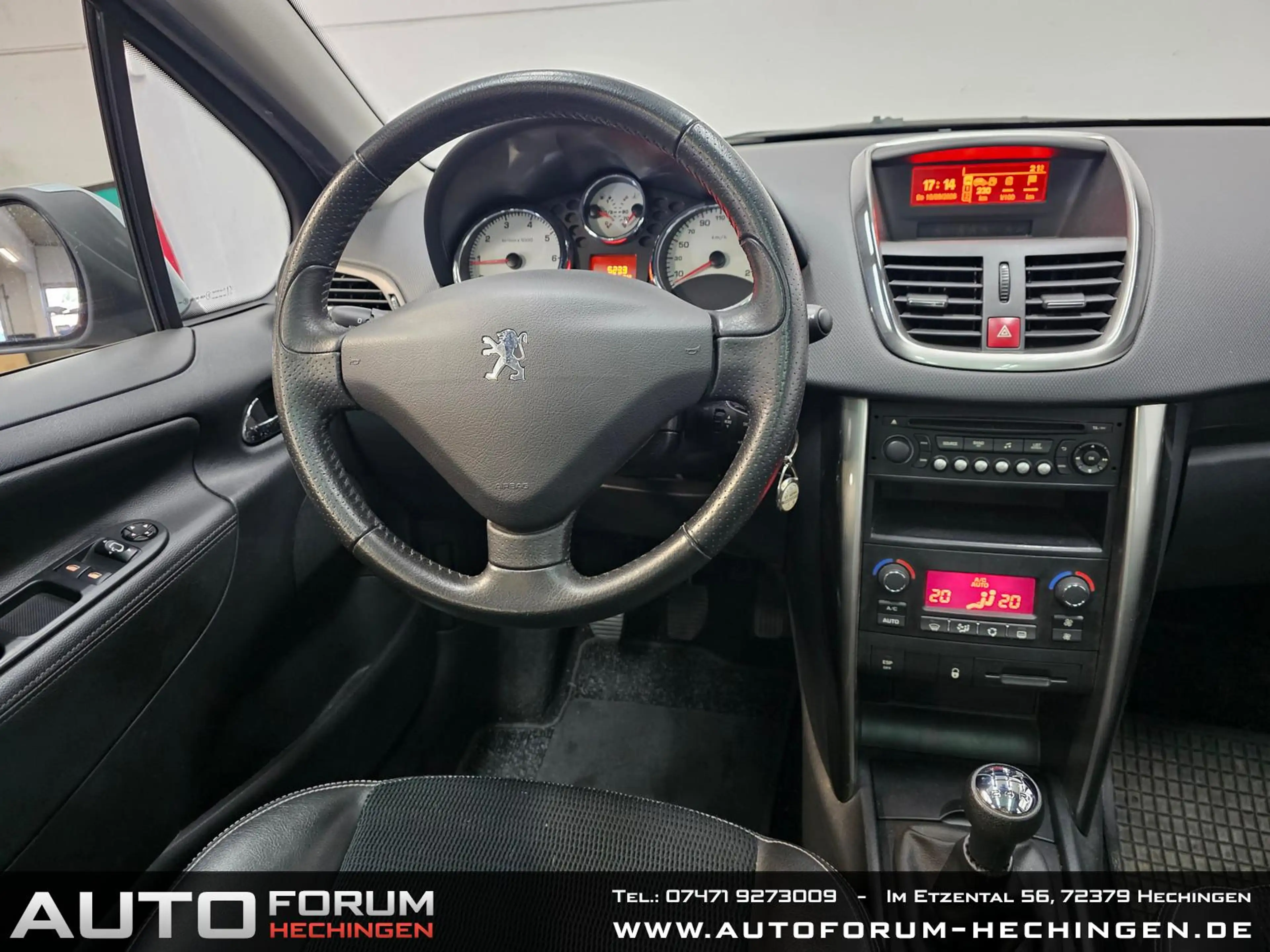 Peugeot 207 1.4 VTi Forever 1.Hand Pano Teilleder PDC — photo 13