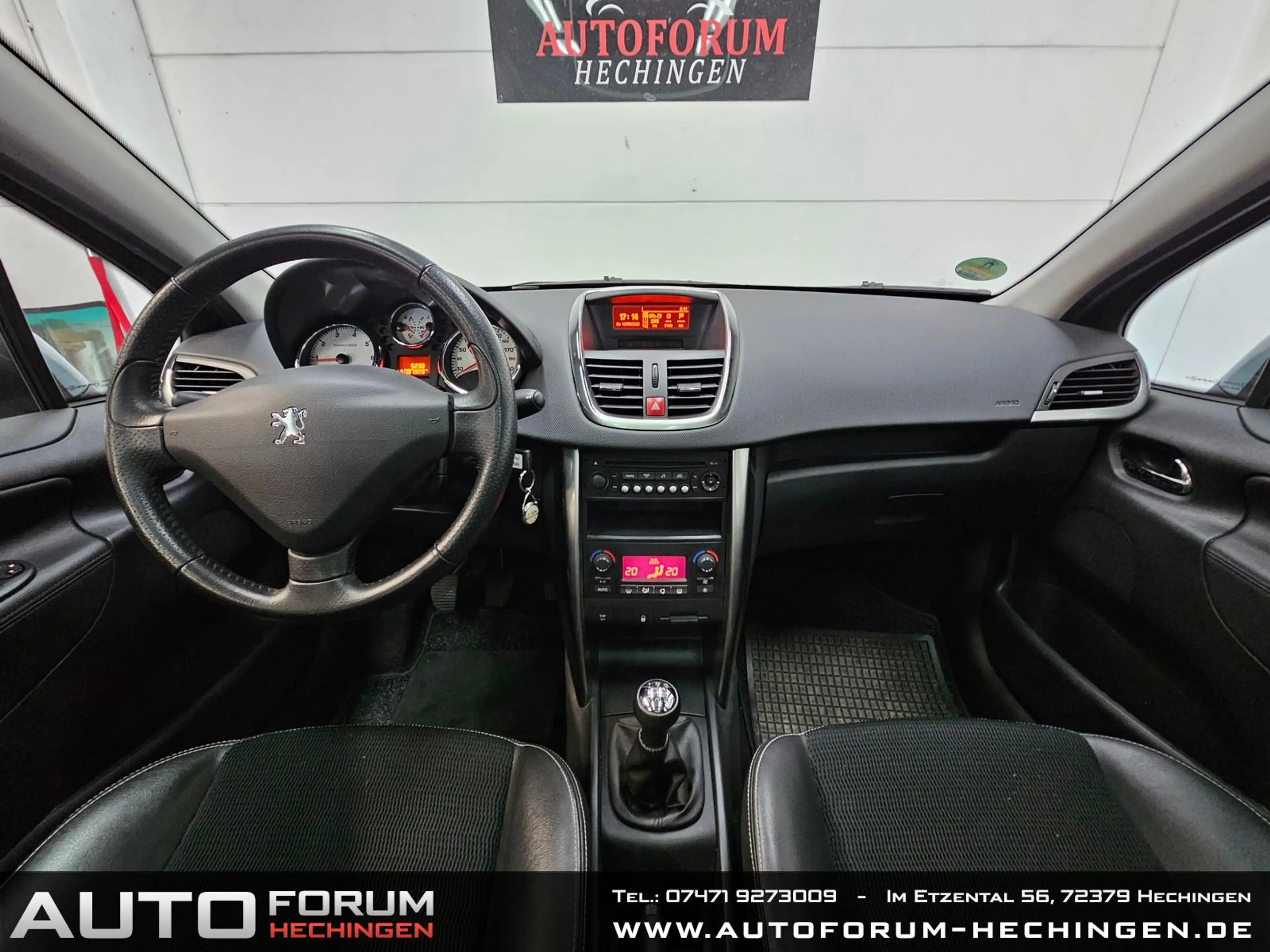 Peugeot 207 1.4 VTi Forever 1.Hand Pano Teilleder PDC — photo 11