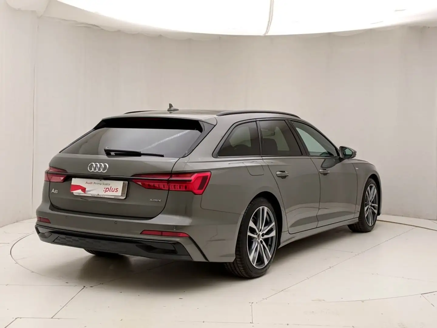 Audi A6 Avant 40 2.0 tdi mhev 12V S line edition quattro s Grigio - 2