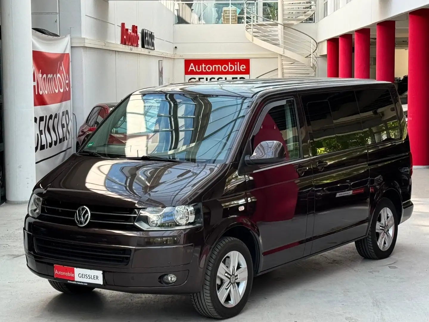 Volkswagen T5 Multivan 2.0 TDI Match Standhzg.+Navi+AHK Brun - 1