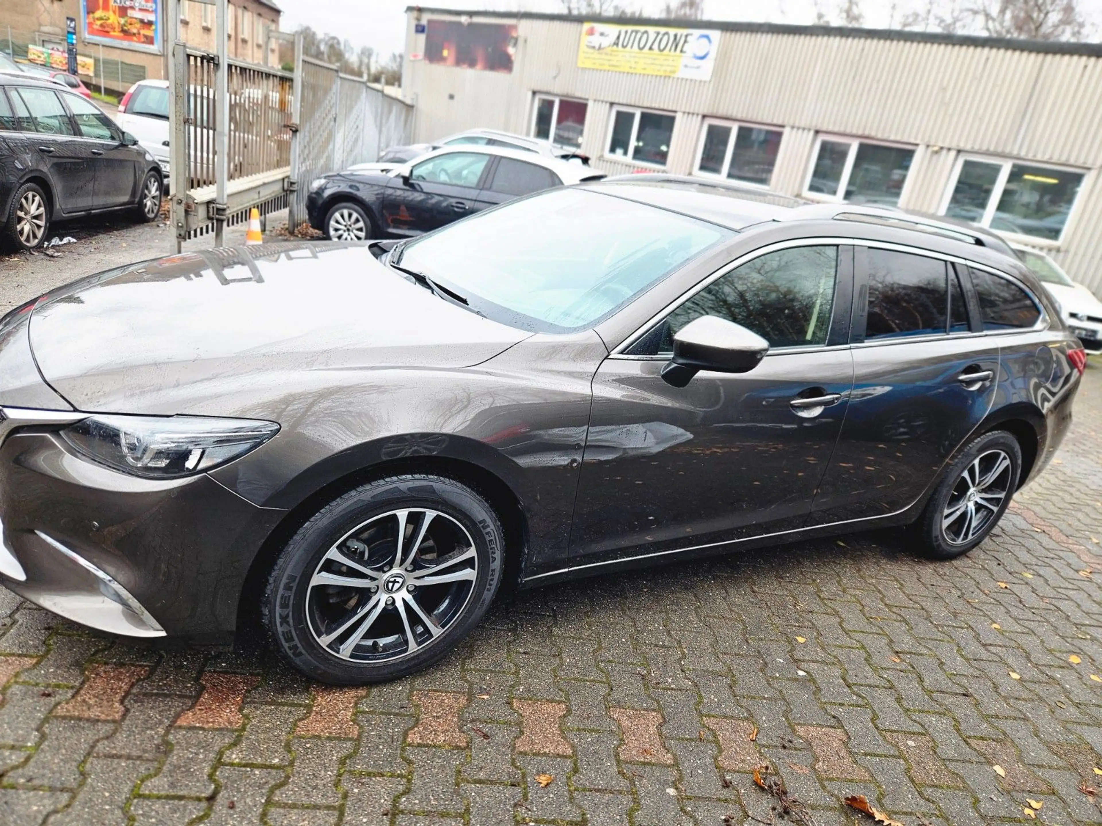 Mazda 6 Kombi Nakama Automatik Navi TÜV Neu — photo 3