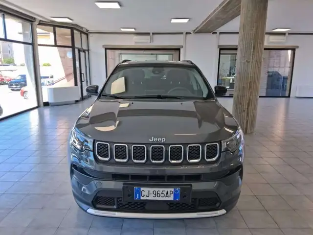 Jeep Compass view 7