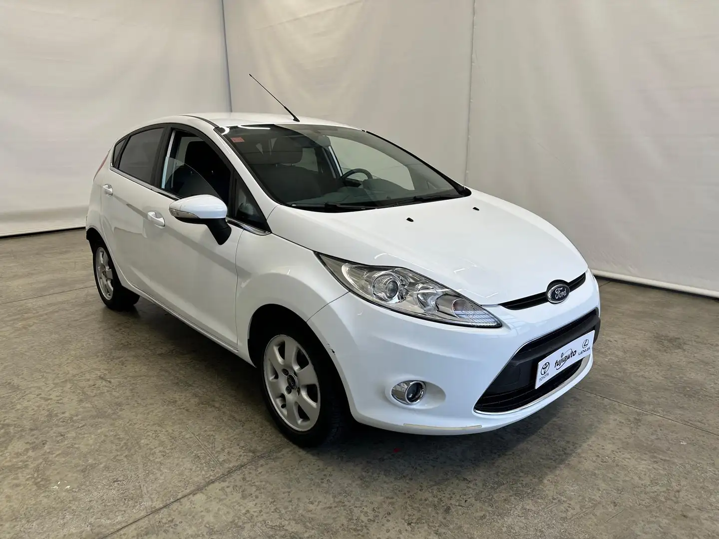 Ford Fiesta Fiesta 5p 1.4 16v + Gpl Weiß - 2