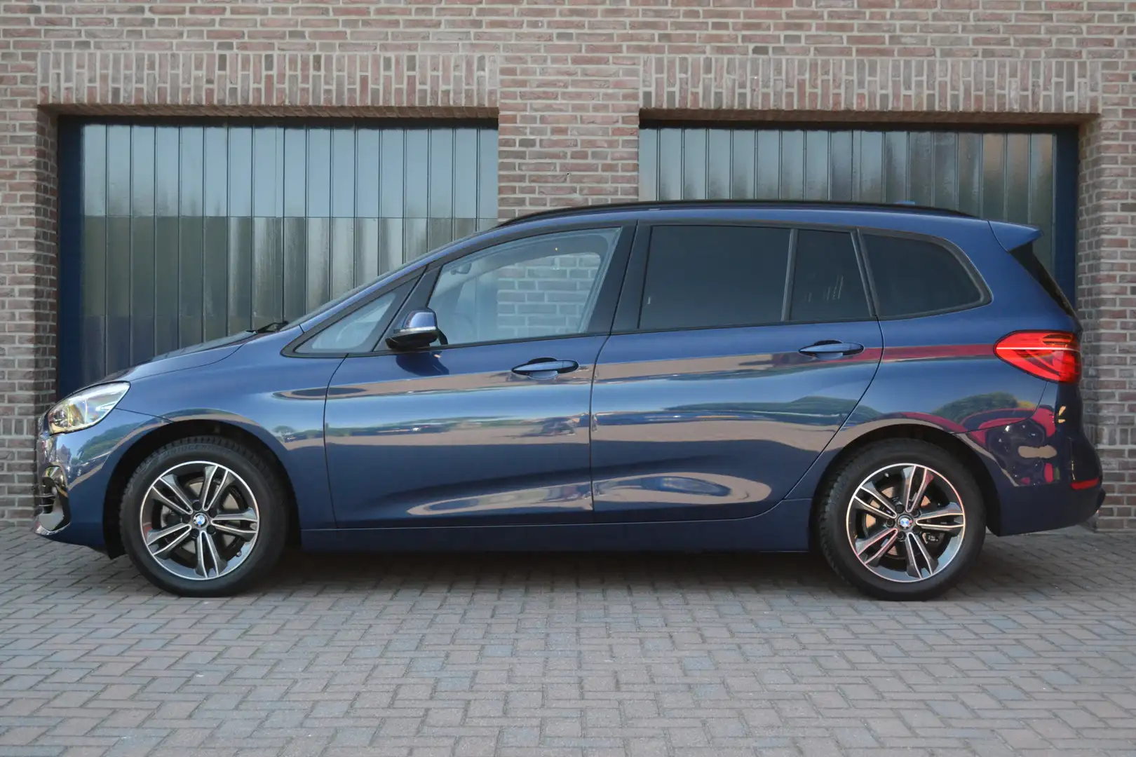 BMW 216 2-serie Gran Tourer 216i 7p. Business Edition | Tr Blauw - 2