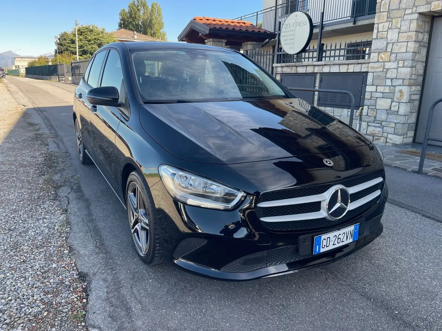 Mercedes-Benz B 180 B 180 d Automatic Sport Nero - 1