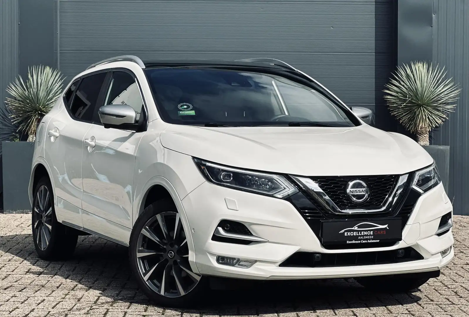 Nissan Qashqai 1.3 DIG-T Tekna + Blanc - 1