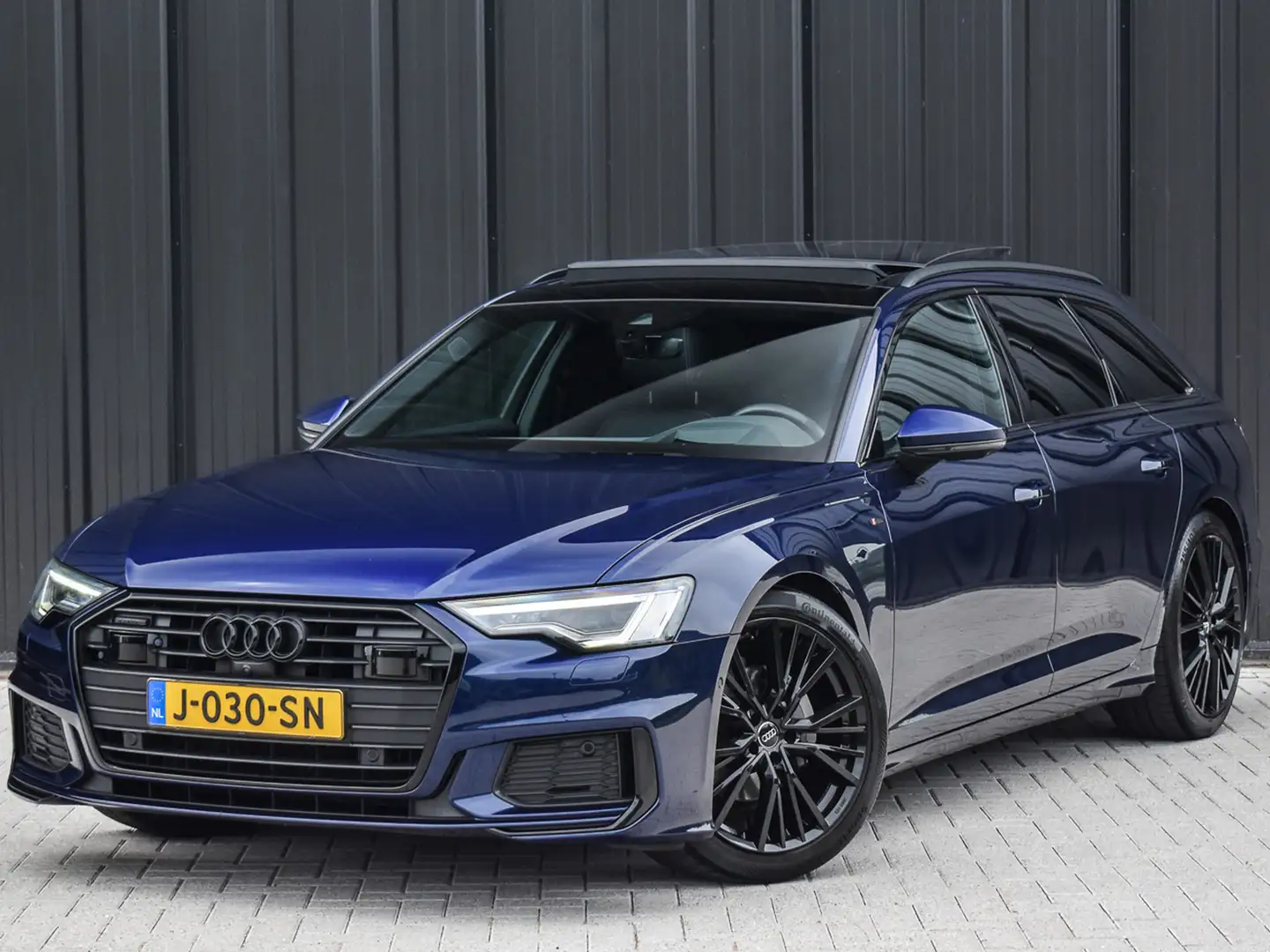 Audi A6 Avant 40 TDI S-LINE | PANORAMADAK | BANG&OLUFSEN | Kék - 2