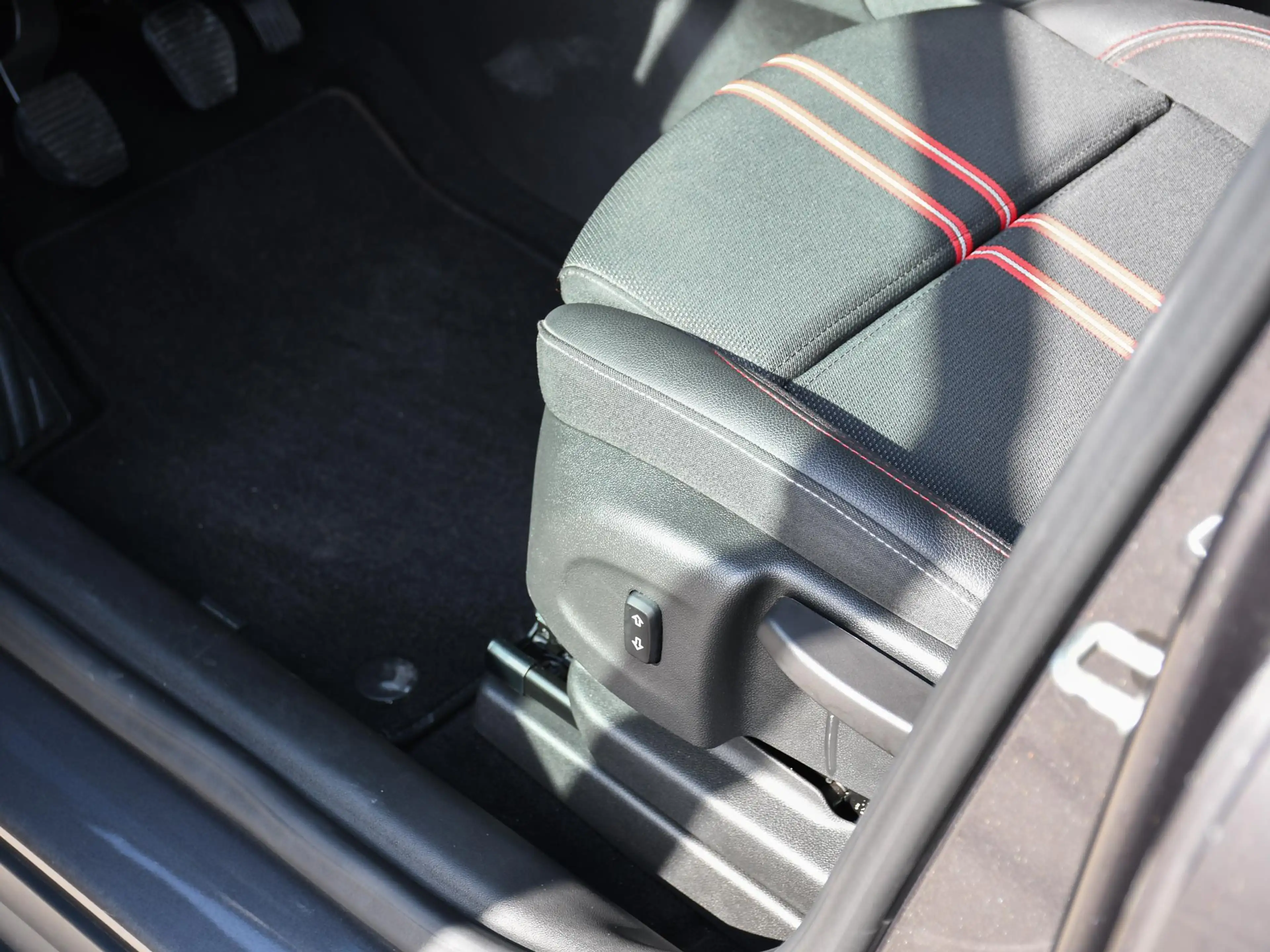 Opel Crossland GS Line 1.2 Turbo 110pk CAMERA | 16''LM | WINTER-P — photo 10