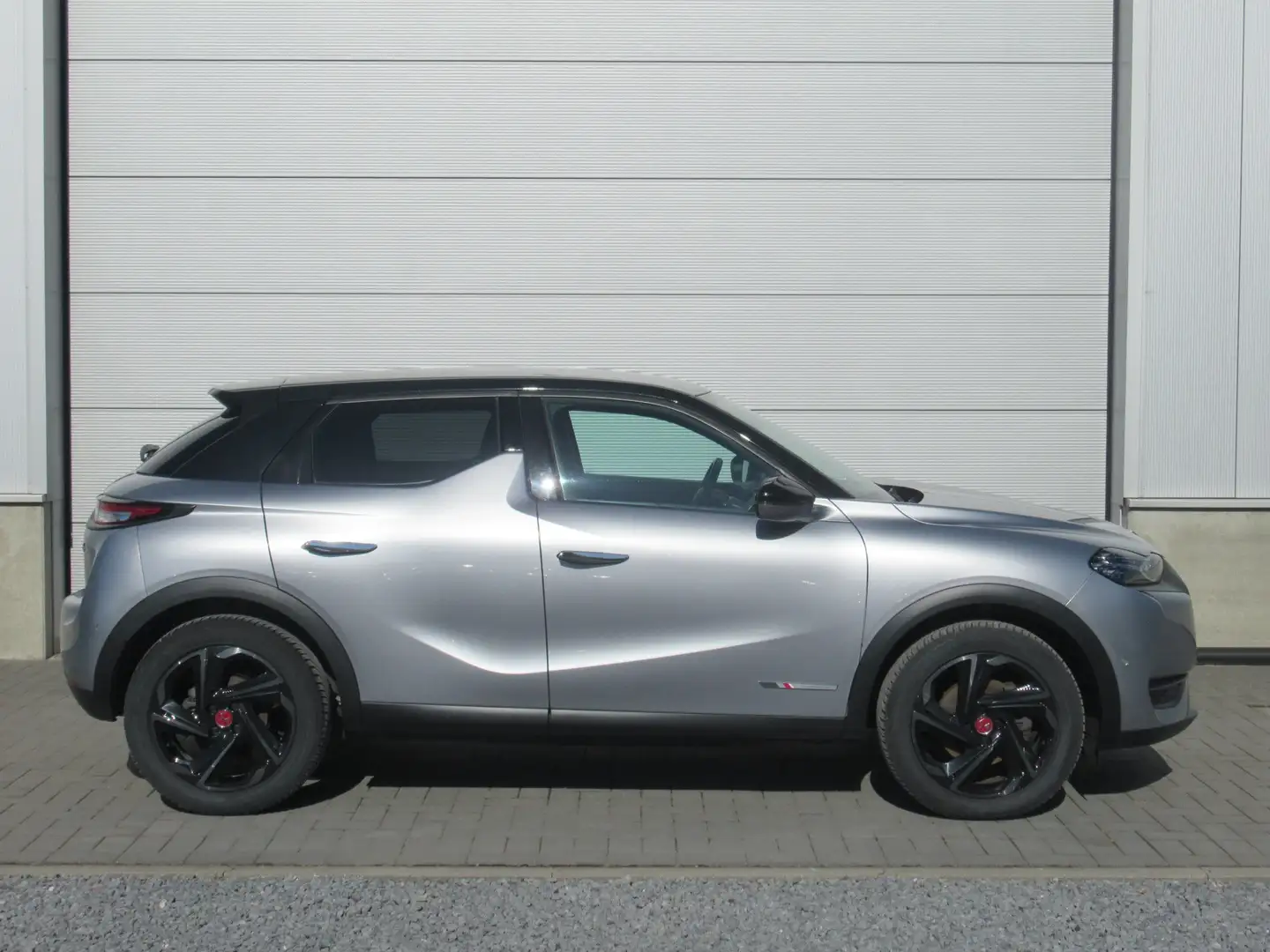 DS Automobiles DS 3 Crossback 50 kWh E-Tense € 12190 Netto Performance Line + Grijs - 2