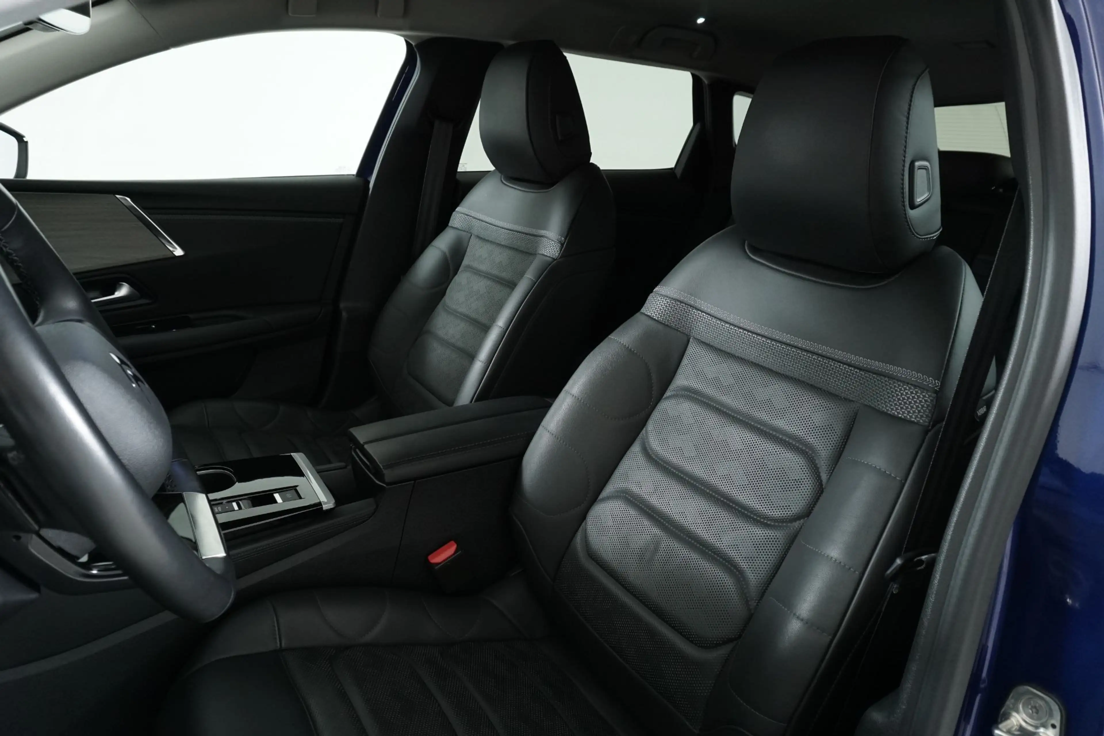 Citroen C5 X Plug-in-Hybrid 225 Shine 8-fach LEDER MEMORY — photo 10