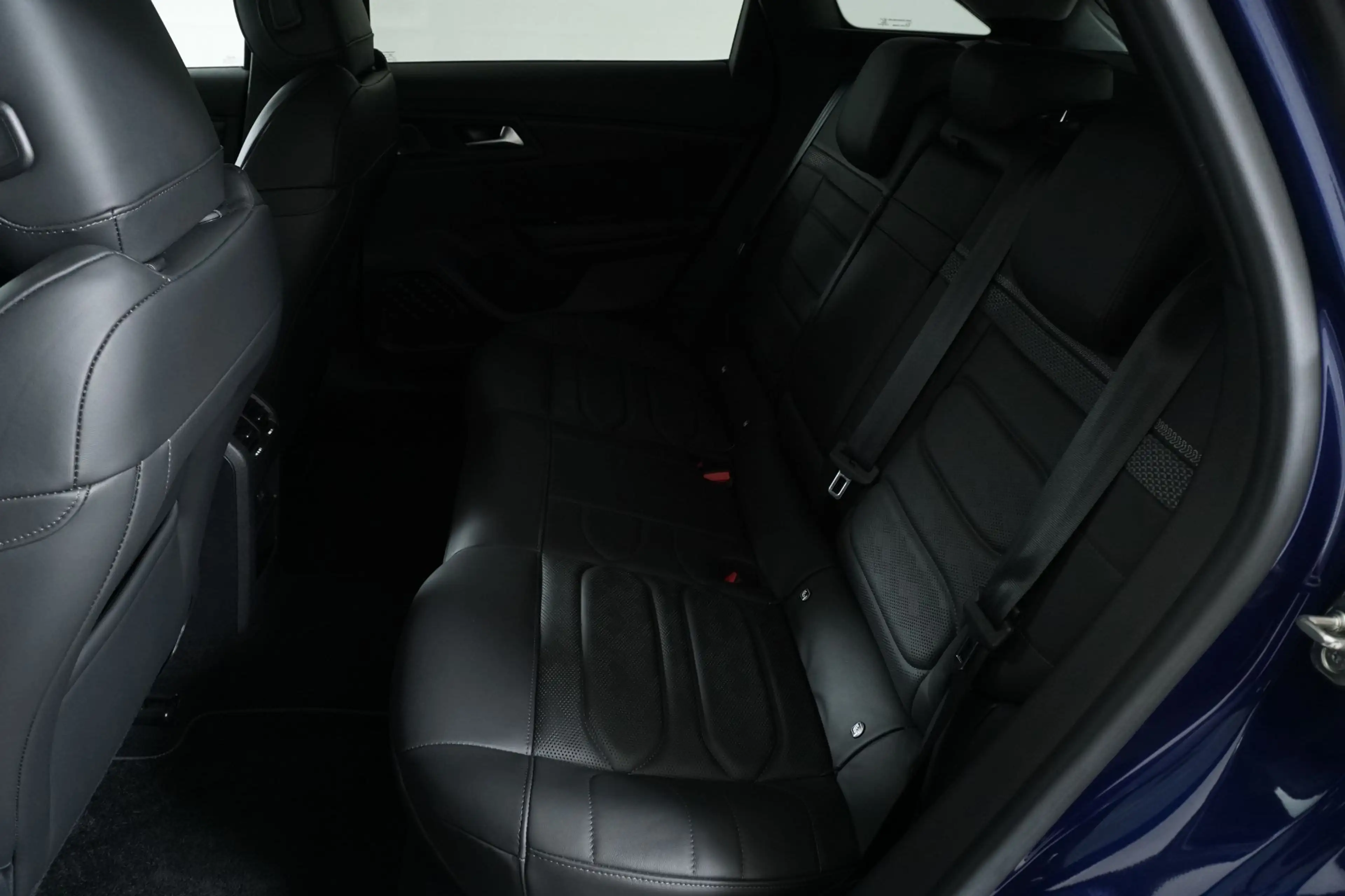 Citroen C5 X Plug-in-Hybrid 225 Shine 8-fach LEDER MEMORY — photo 12