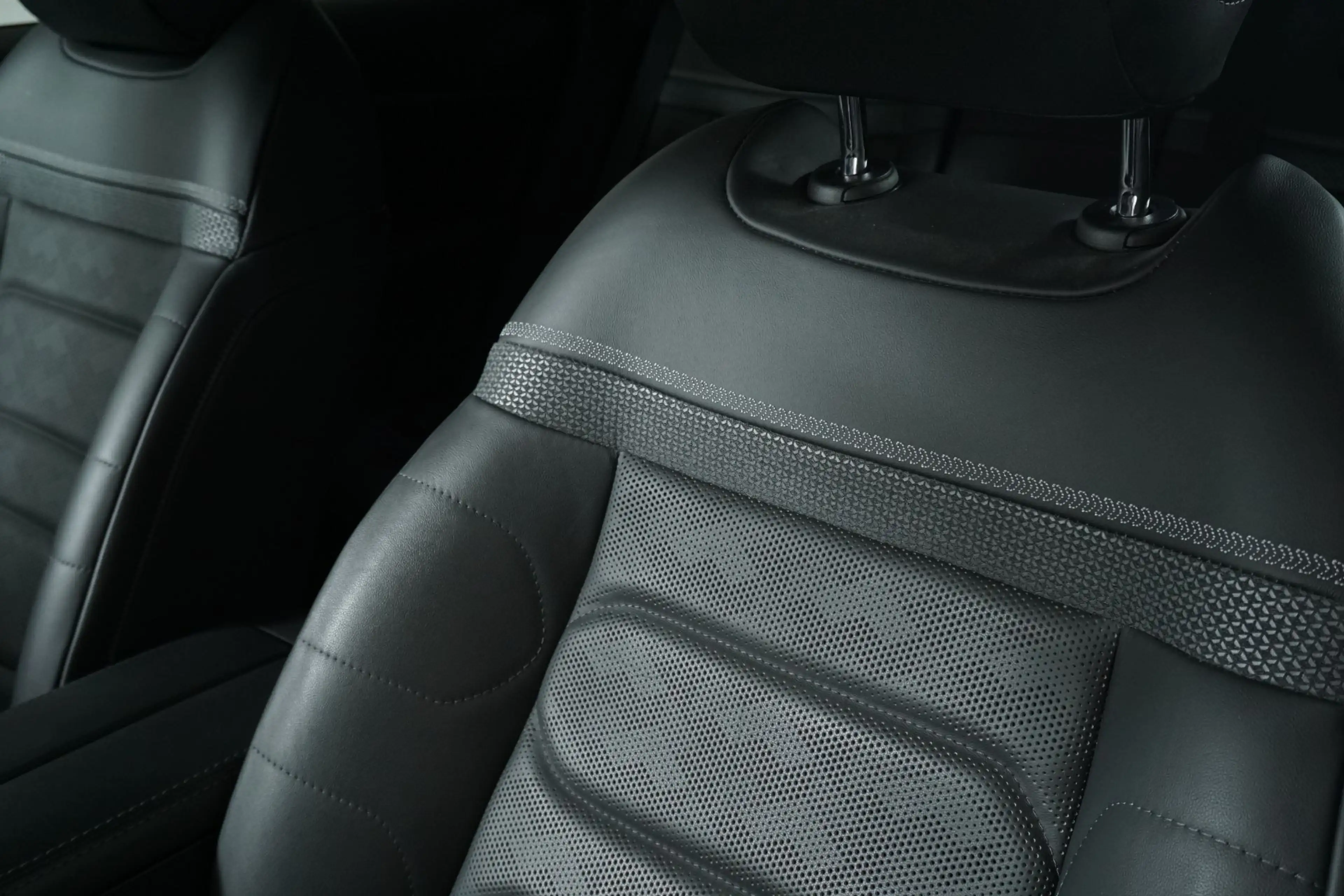 Citroen C5 X Plug-in-Hybrid 225 Shine 8-fach LEDER MEMORY — photo 11