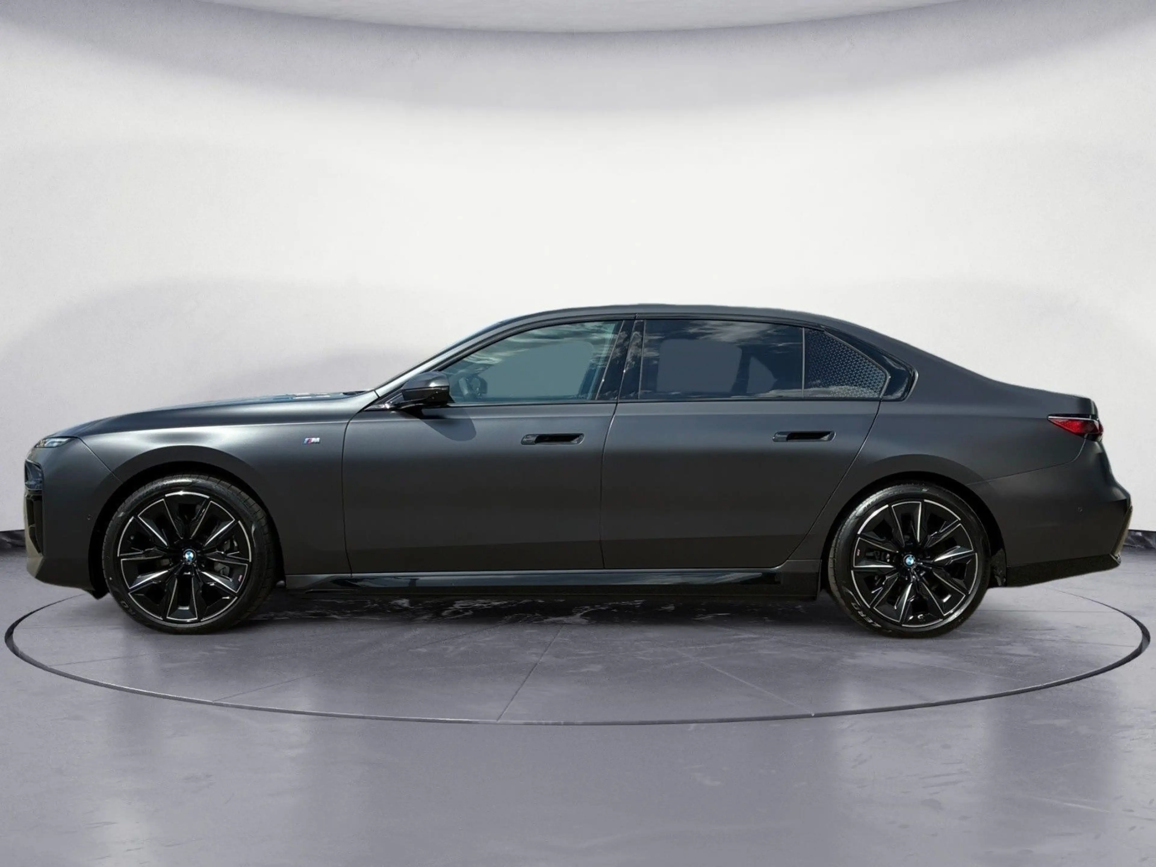 BMW i7 eDrive50 M Sportpaket Fond-Entertainment Expe — photo 4