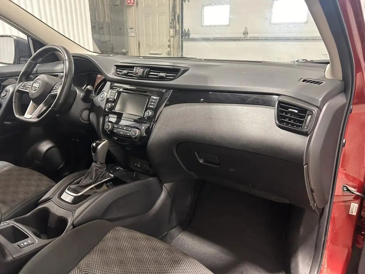 Nissan Qashqai снимка Nissan Qashqai