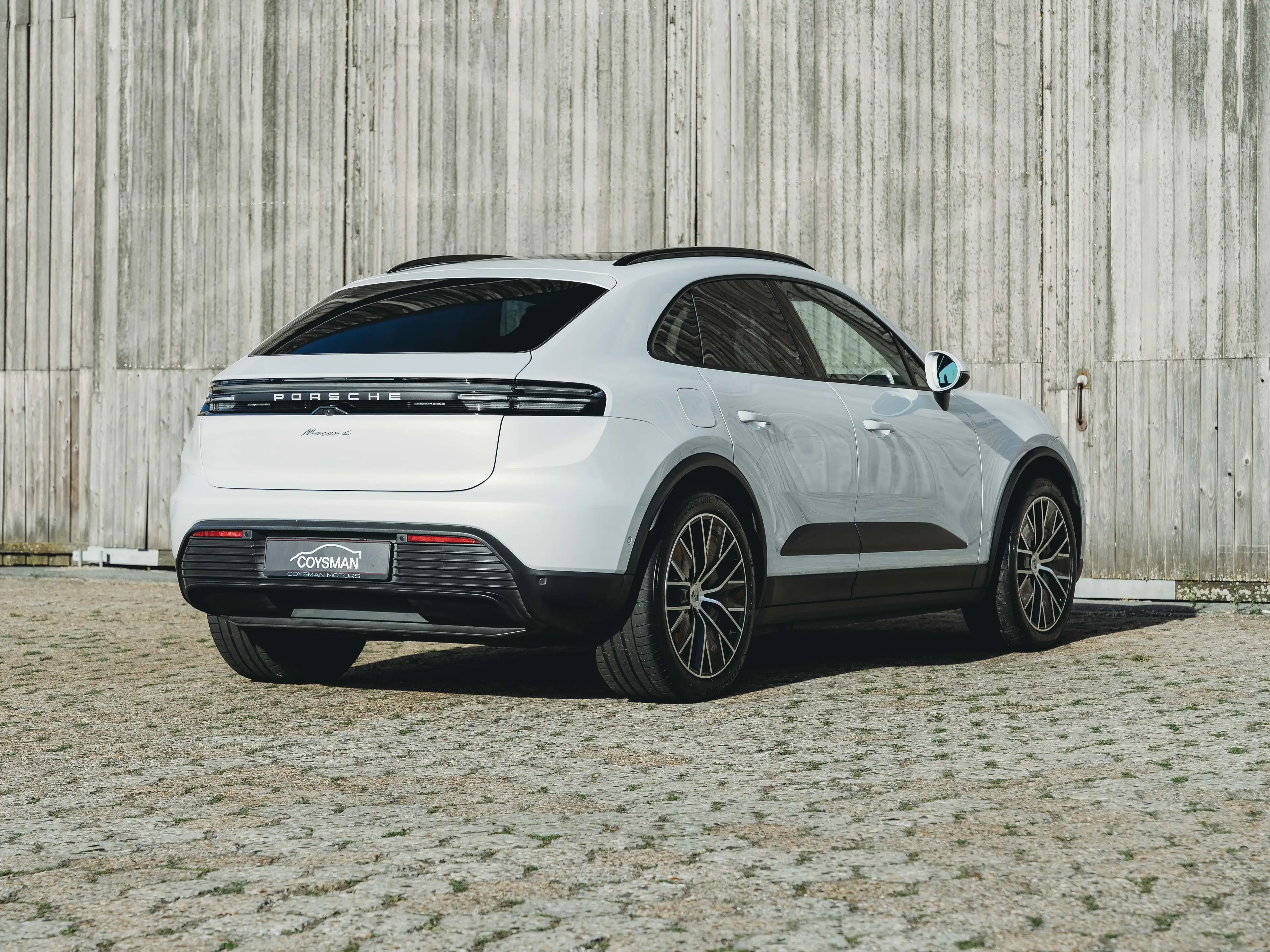 Porsche Macan 4 EV /Bose Surround/Pano/ACC/21" velgen /14-way/Matrix LED/PASM/Elektrische trekhaak — photo 5