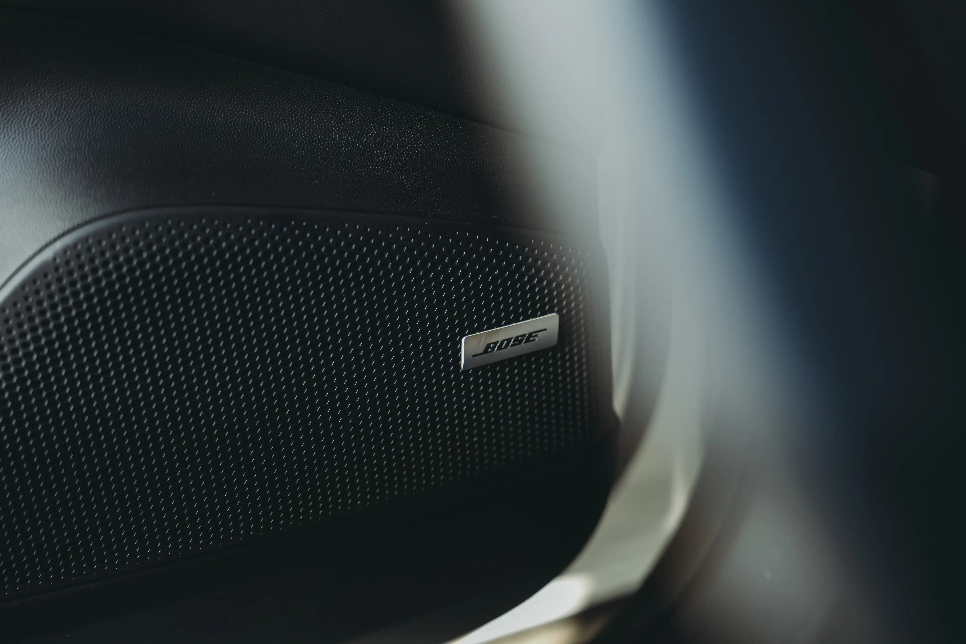 Porsche Macan 4 EV /Bose Surround/Pano/ACC/21" velgen /14-way/Matrix LED/PASM/Elektrische trekhaak — photo 15