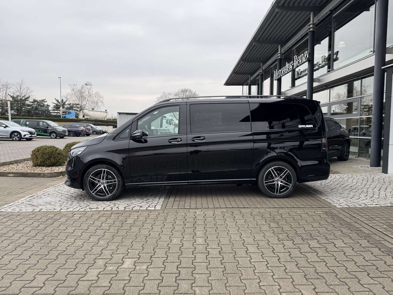 Mercedes-Benz V 250