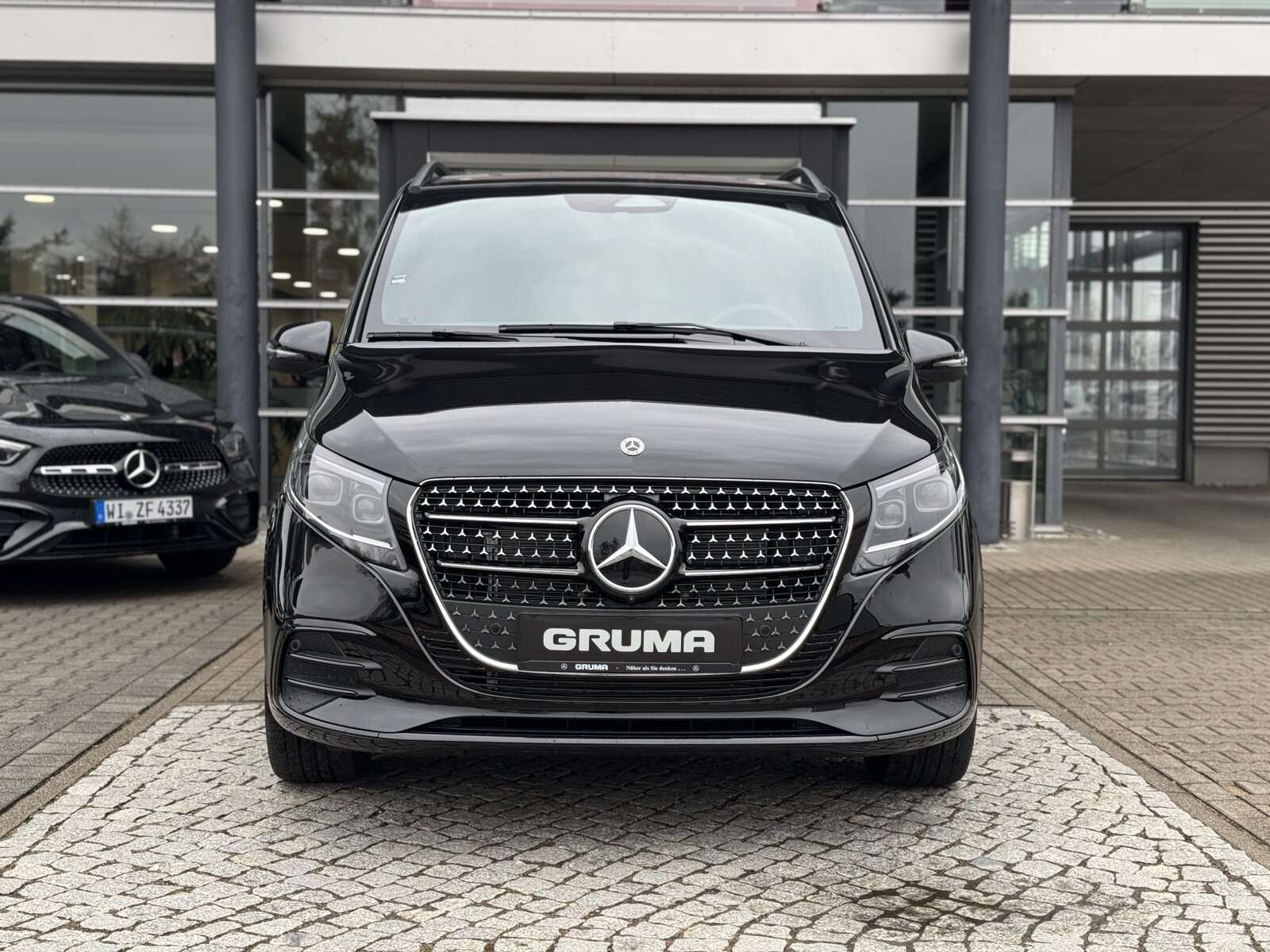 Mercedes-Benz V 250