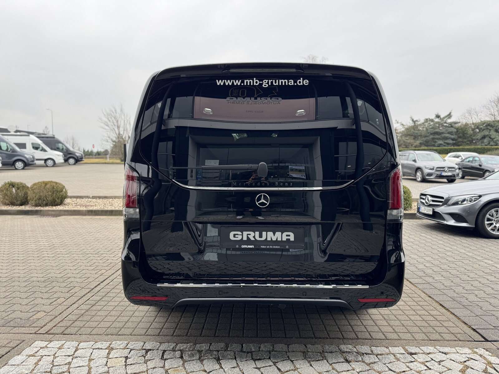 Mercedes-Benz V 250