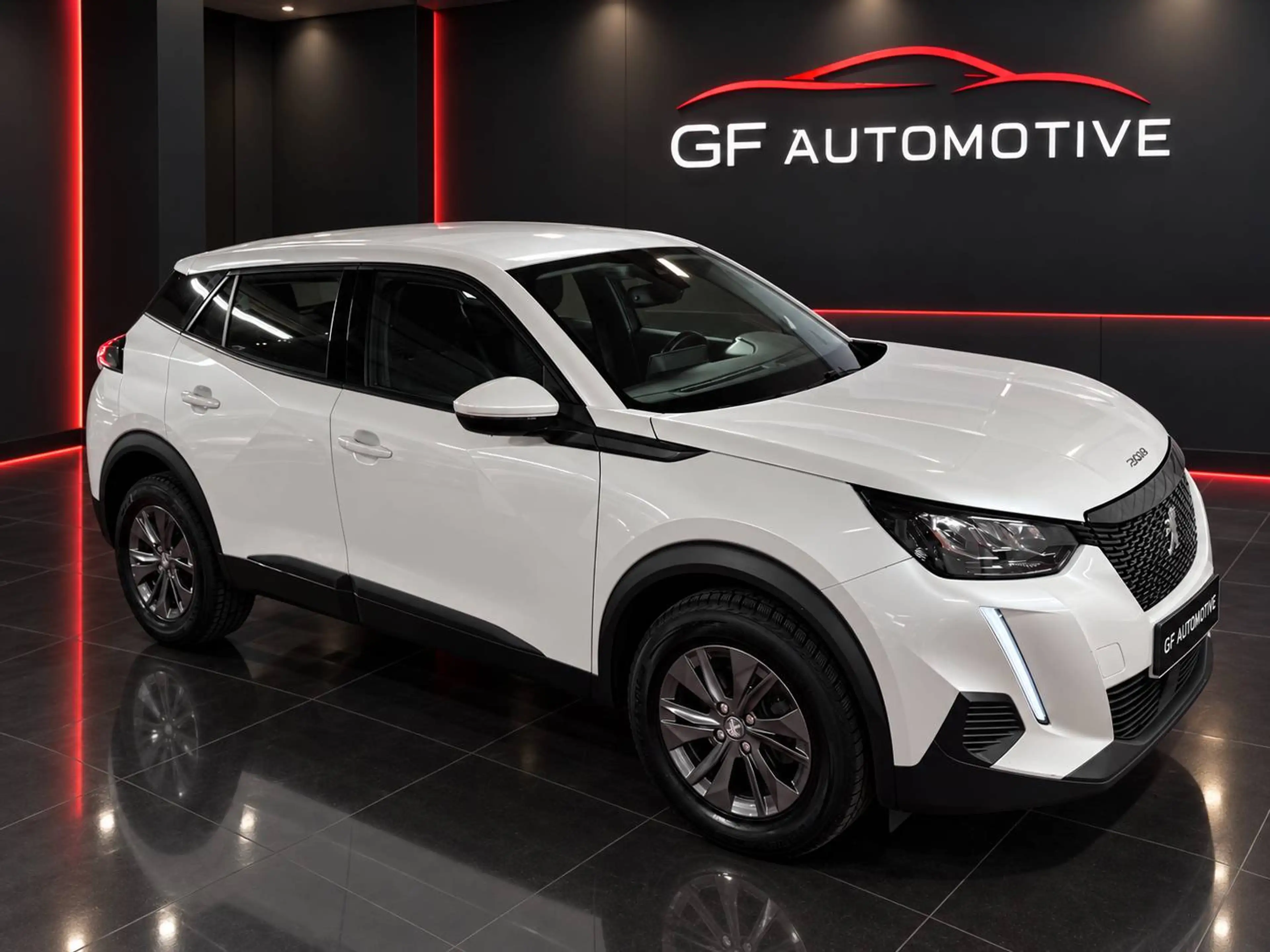 Peugeot 2008 2008 1.2 PureTech Active Pack S — photo 2