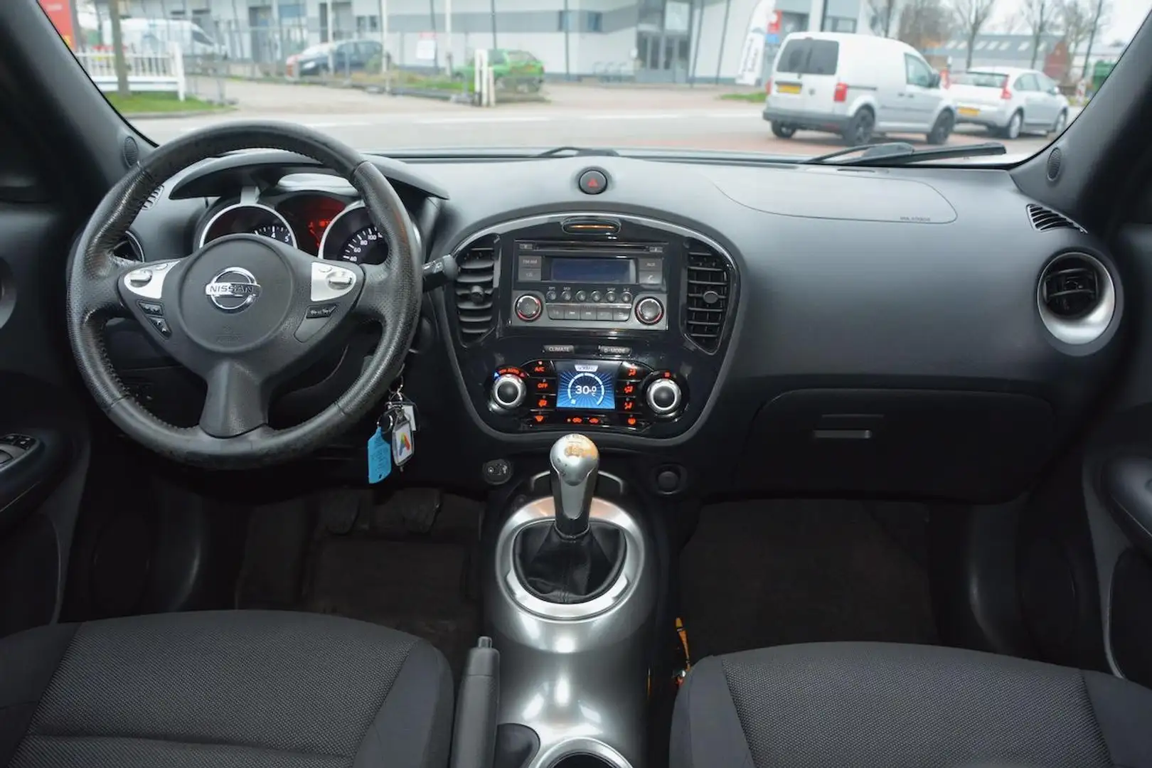 Nissan Juke 1.6 Acenta Eco Clima|Cruise|Dealer Onderhouden Zwart - 2