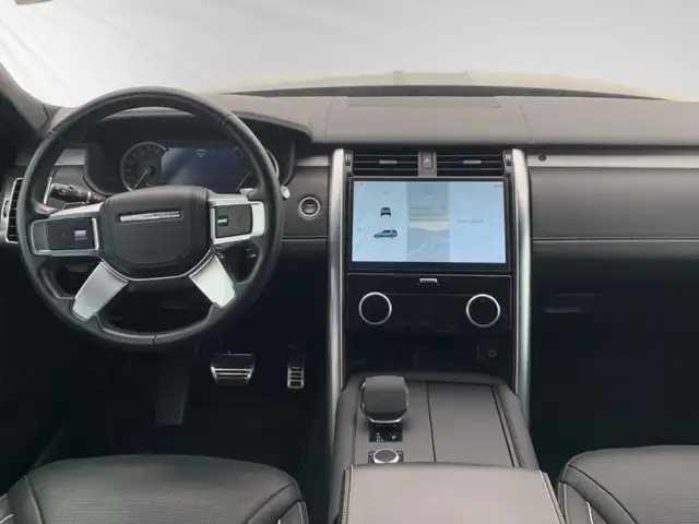Land Rover Discovery view 9