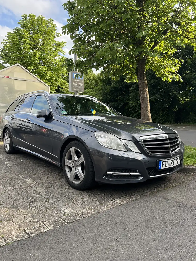 Mercedes-Benz E 220 T CDI DPF BlueEFFICIENCY 7G-TRONIC Avantgarde - 2