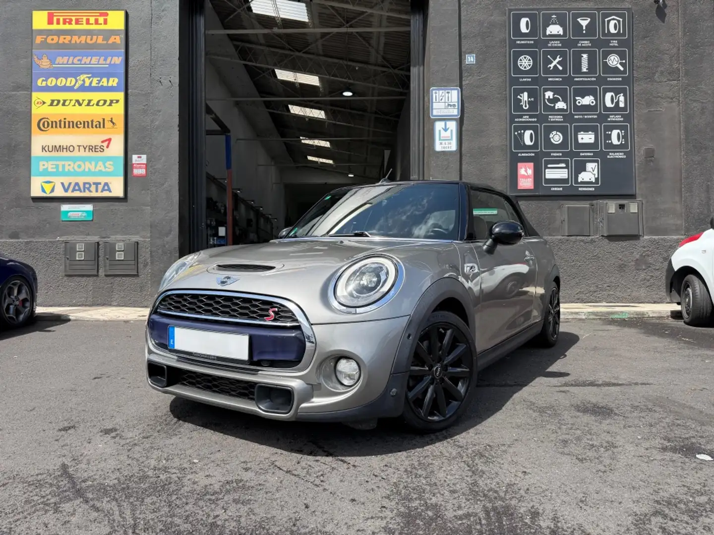 MINI Cooper S Cabrio Aut. Beige - 1