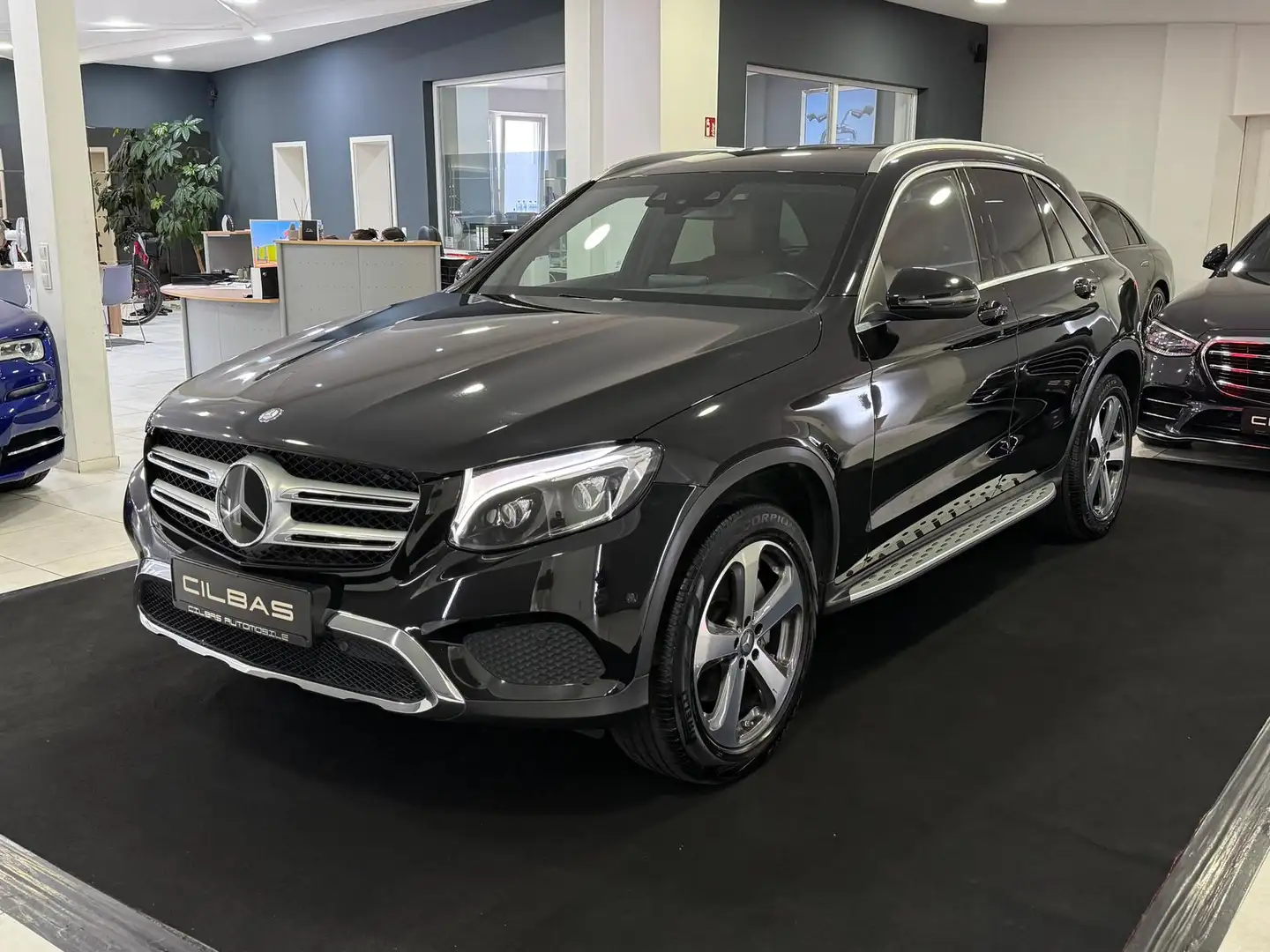 Mercedes-Benz GLC 250 d 4M *KAM*AHK*LEDER-BRAUN*DIST*HUD*LED* Negru - 1
