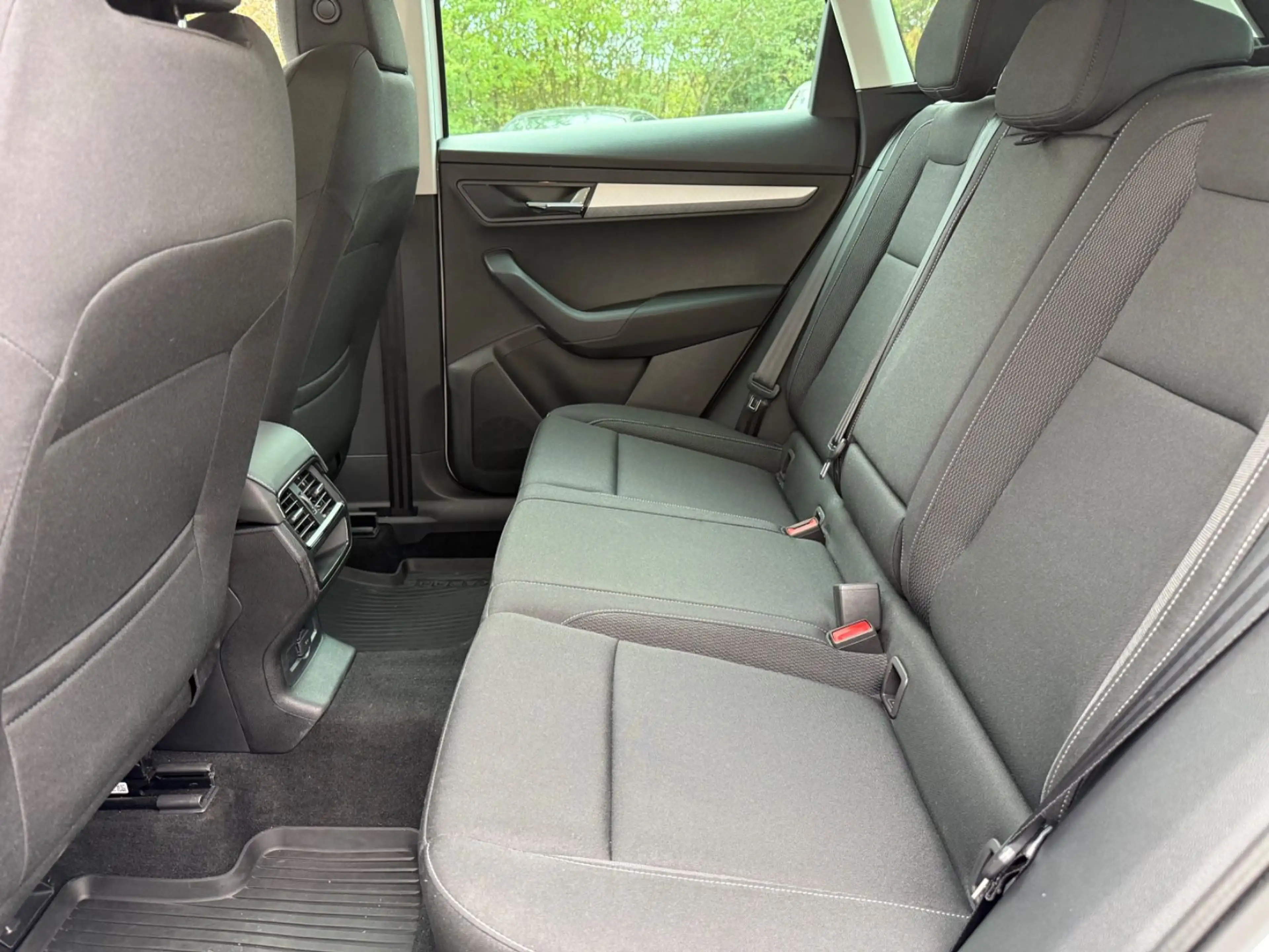 Skoda Karoq Selection 1.5 DSG*LED*SH*SmartLink* — photo 10